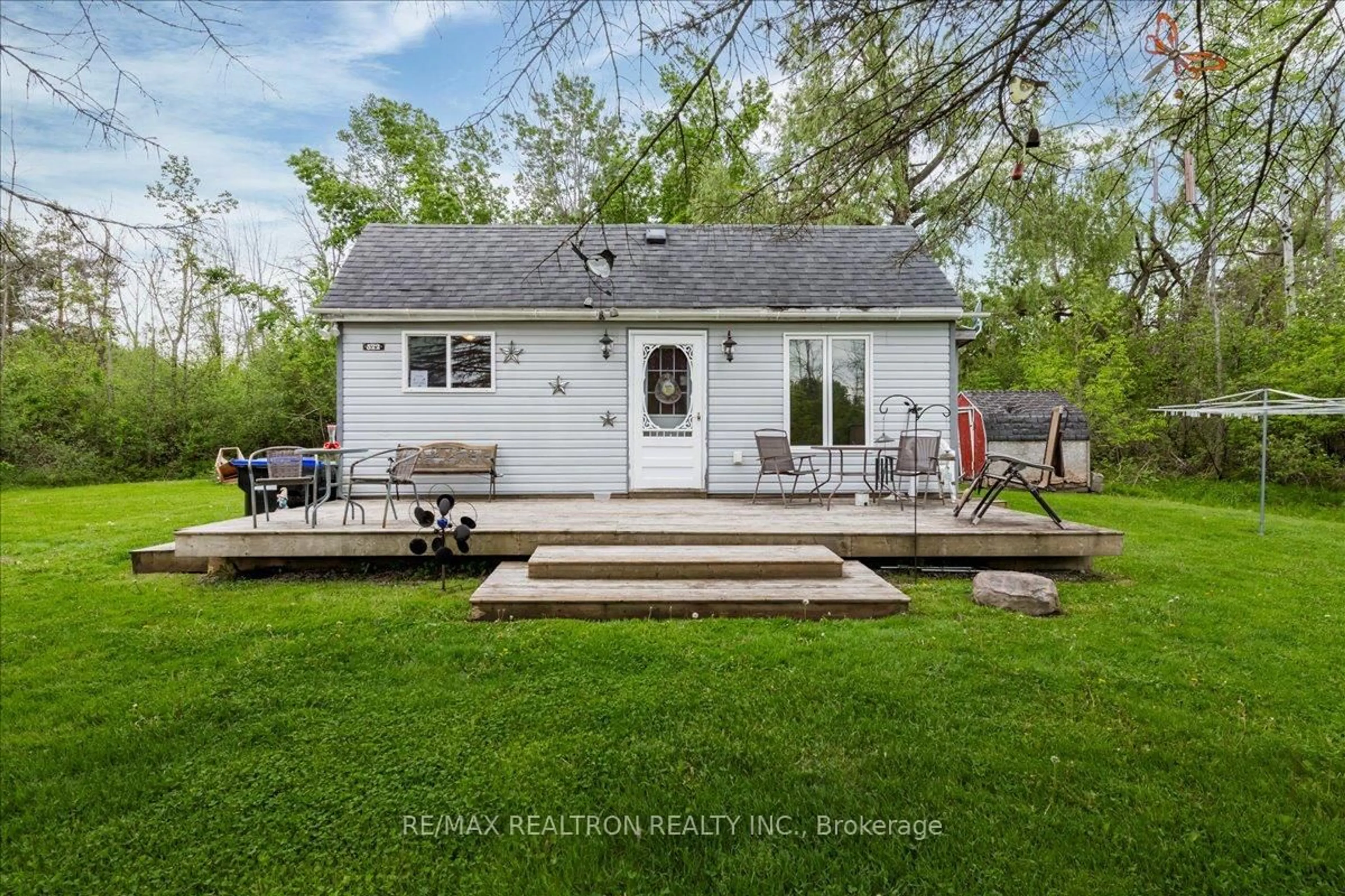 Unknown for 522 Helen Duncan St, Tay Ontario L0K 1R0
