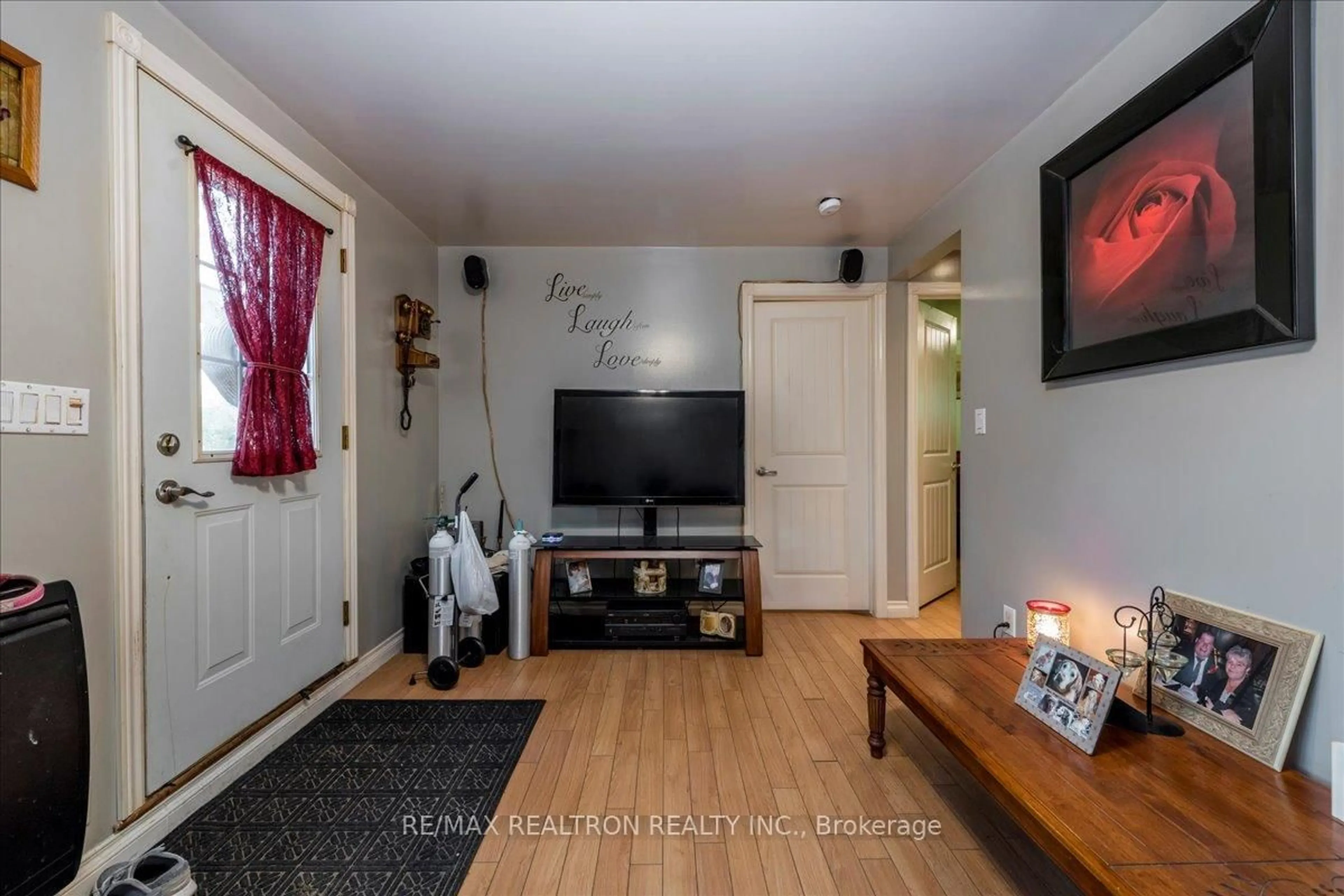 Unknown for 522 Helen Duncan St, Tay Ontario L0K 1R0
