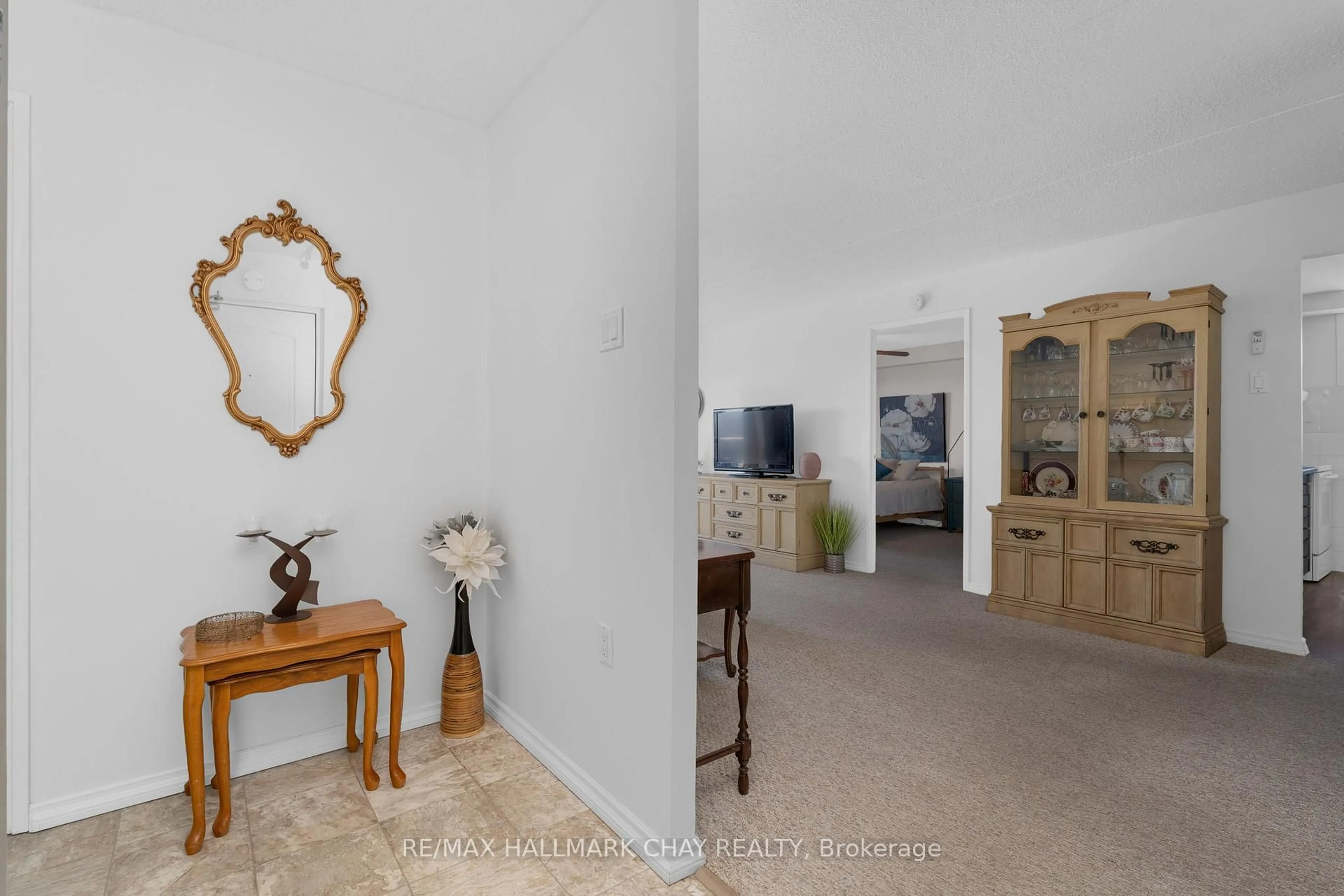 Unknown for 414 BLAKE St #406, Barrie Ontario L4M 5J7