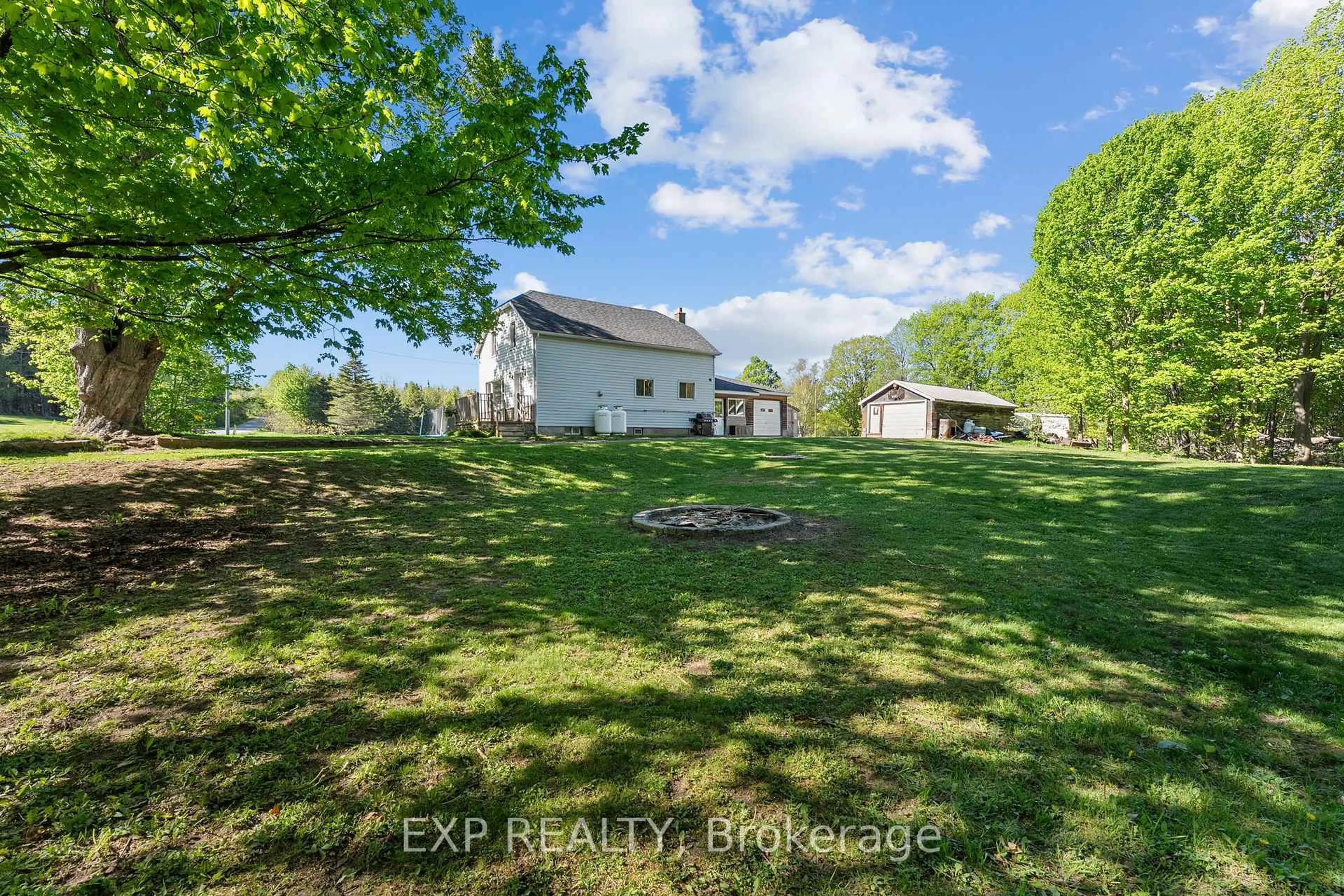A pic from outside/outdoor area/front of a property/back of a property/a pic from drone, water/lake/river/ocean view for 1433 Methodist Point Rd, Tiny Ontario L9M 0S6