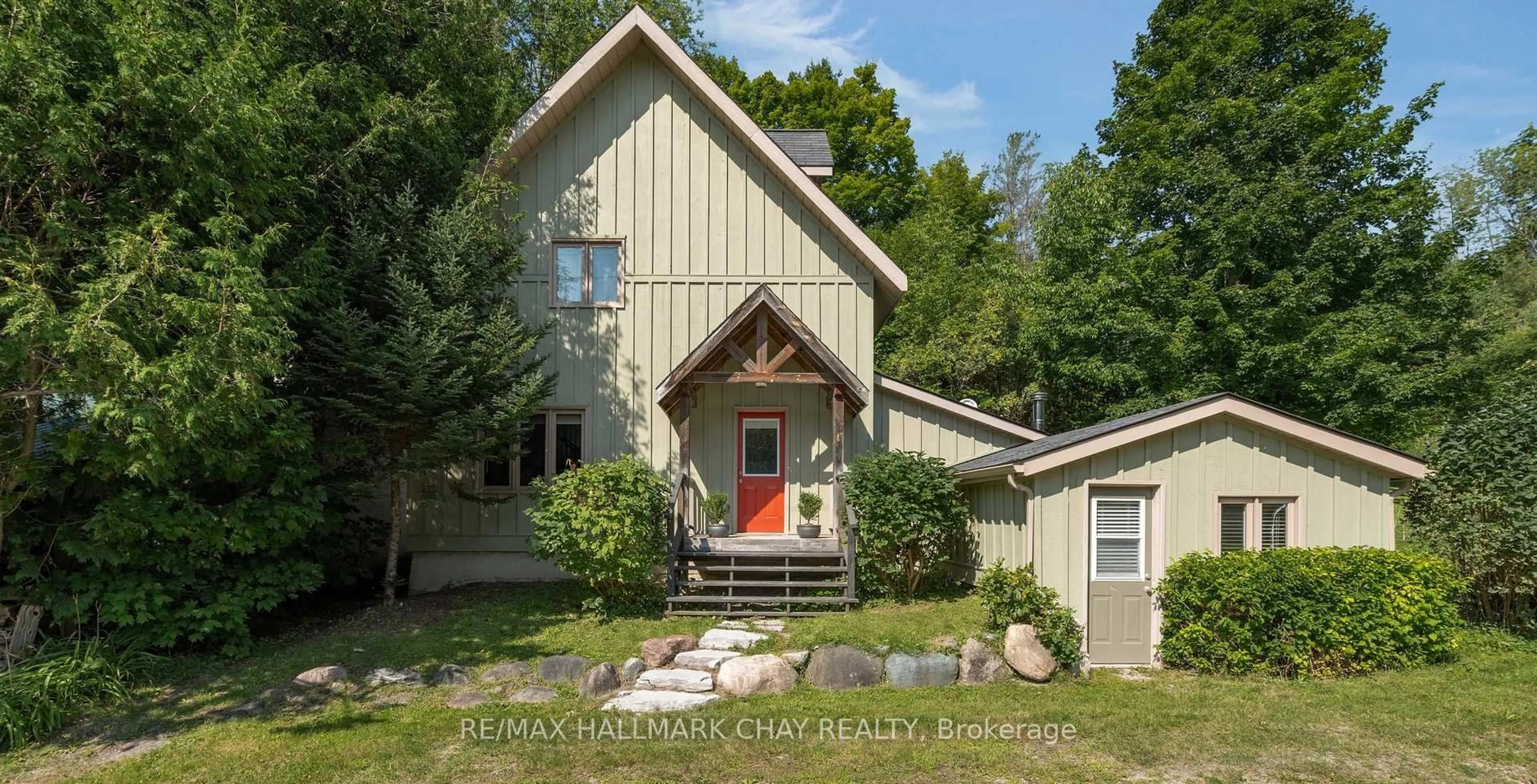Home with vinyl exterior material, street for 8930 County Road 9, Clearview Ontario L0M 1G0