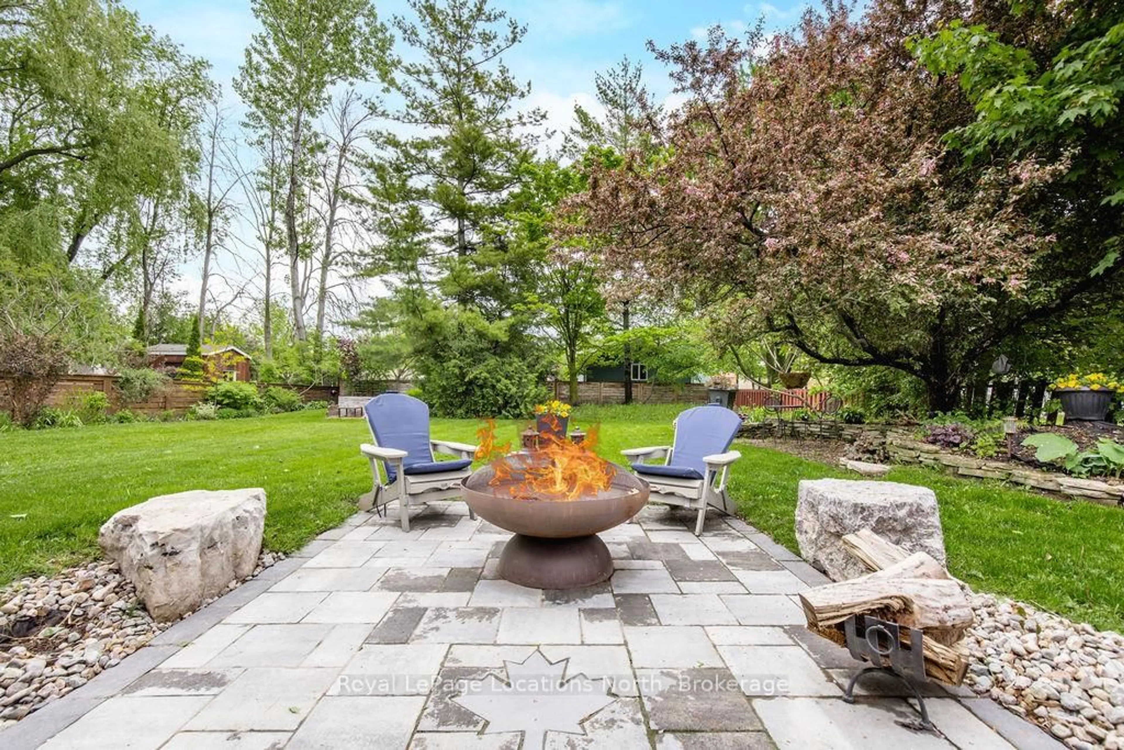 Patio, unknown for 500 SIXTH St, Collingwood Ontario L9Y 1Z9