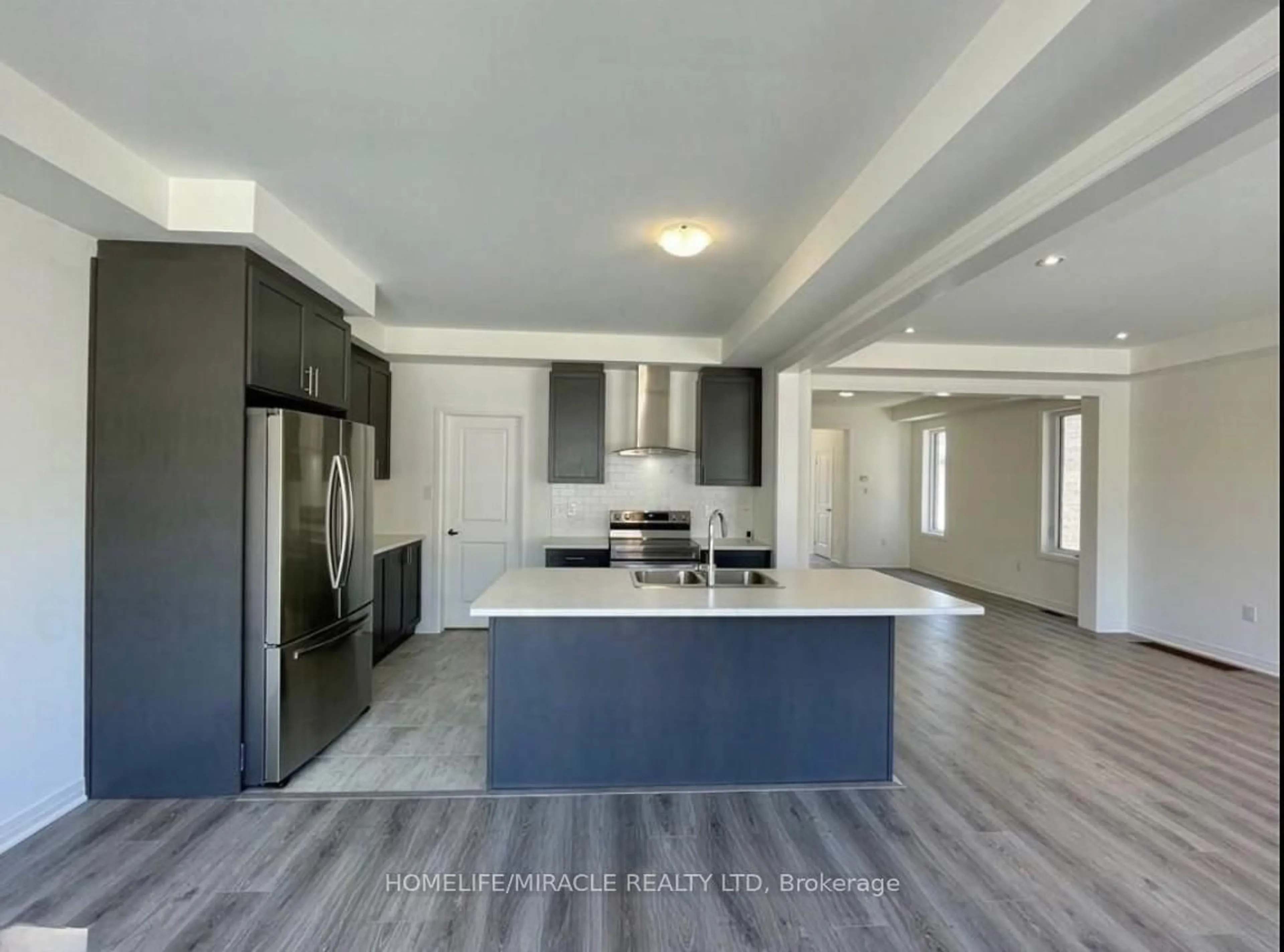 Open concept kitchen, unknown for 63 Shepherd Dr, Barrie Ontario L9J 0K4