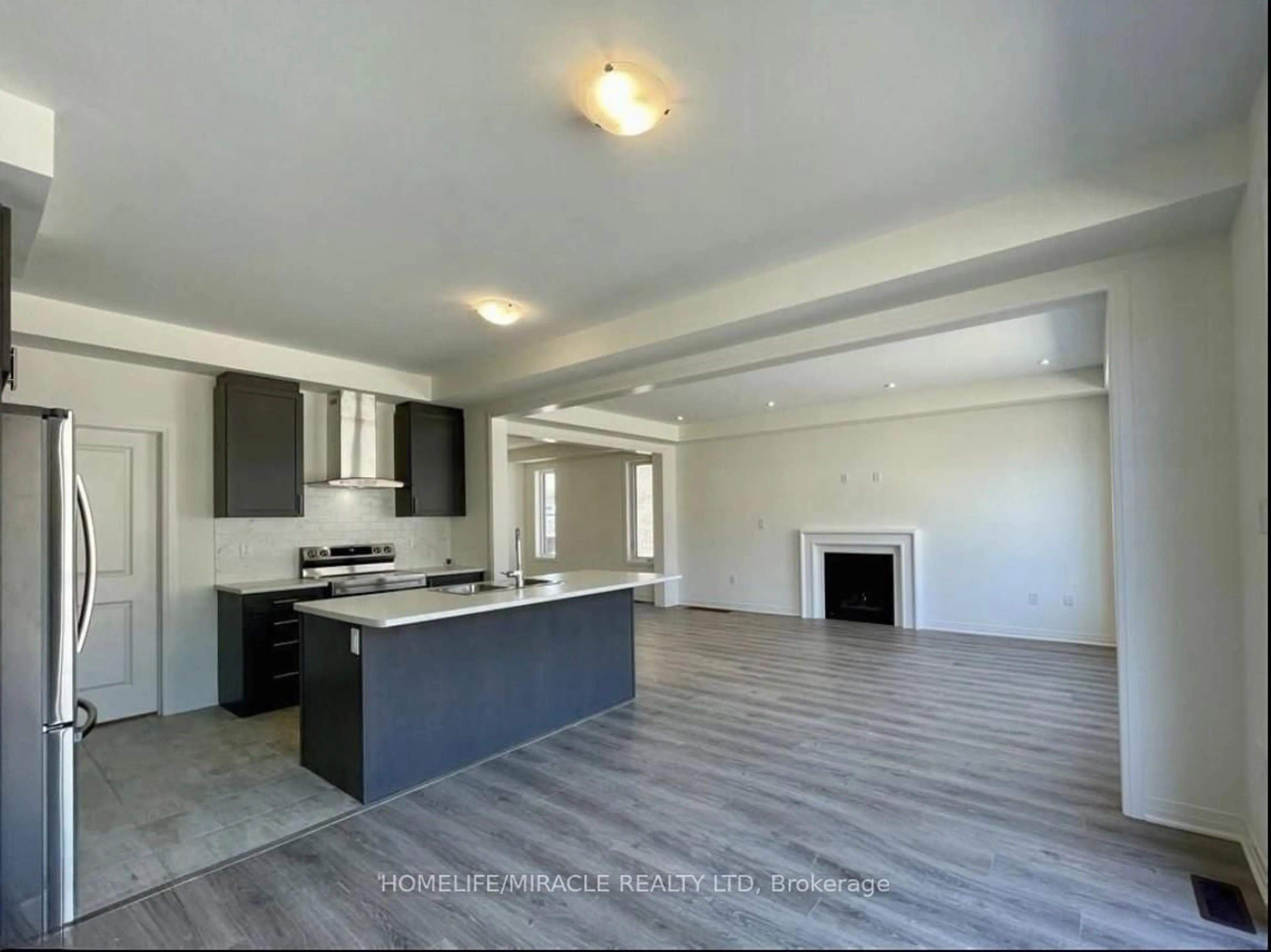 Open concept kitchen, unknown for 63 Shepherd Dr, Barrie Ontario L9J 0K4