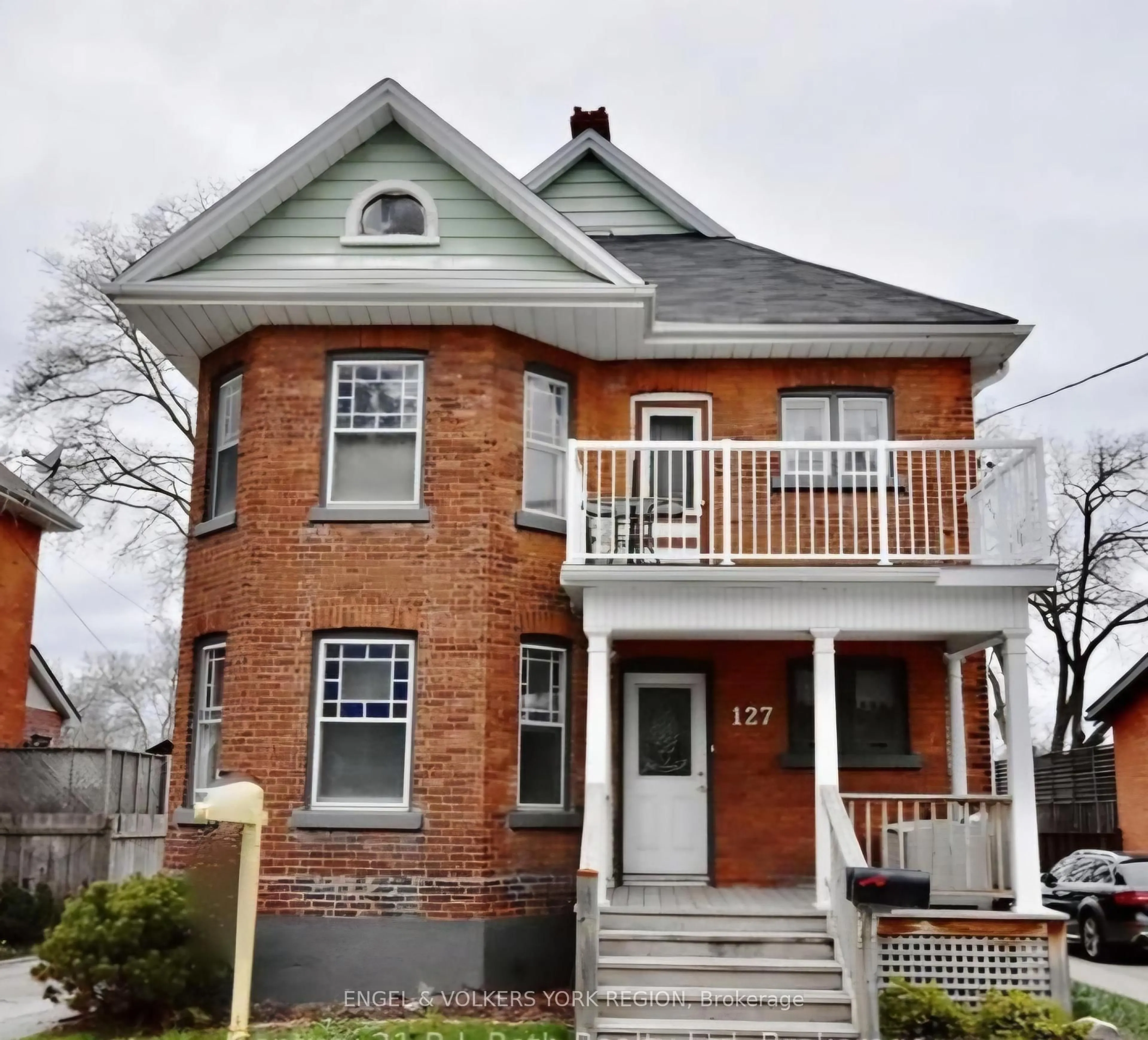 Home with brick exterior material, street for 127 Burton Ave Ave, Barrie Ontario L4N 2R6