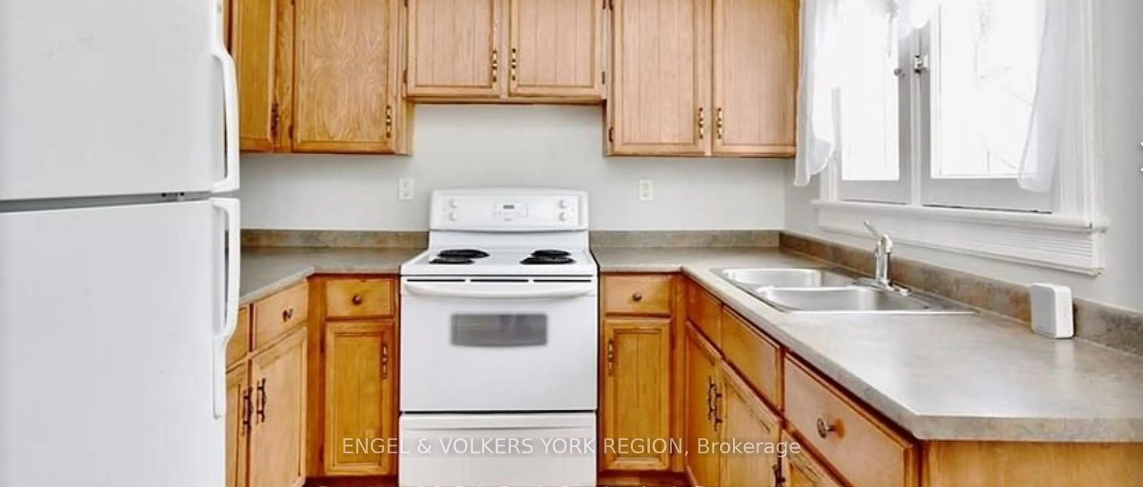 Standard kitchen, unknown for 127 Burton Ave Ave, Barrie Ontario L4N 2R6