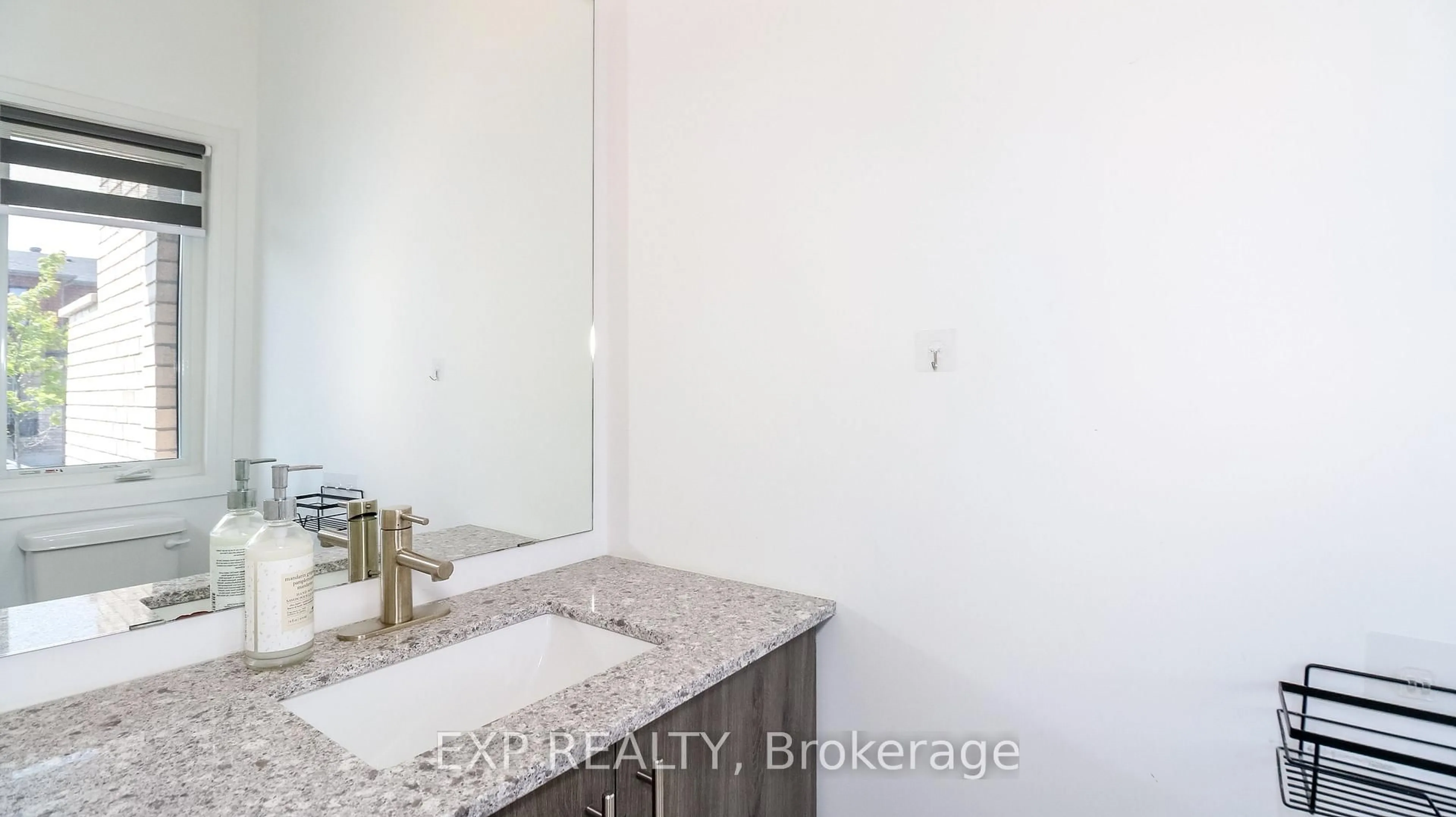 A pic of a room for 16 Haven Lane, Barrie Ontario L9J 0M4