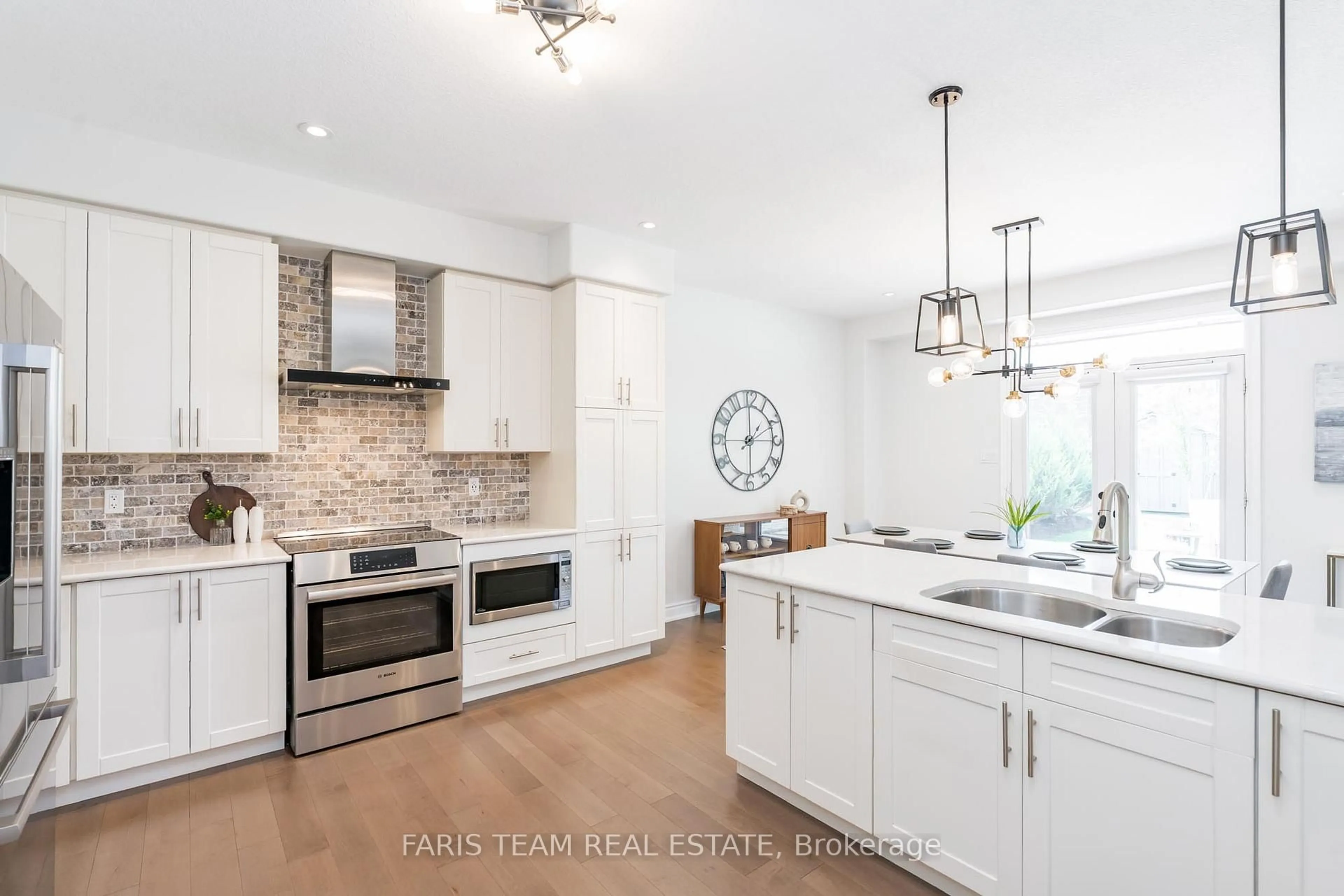 Open concept kitchen, ceramic/tile floor for 16 Wilson St, Collingwood Ontario L9Y 0Y9