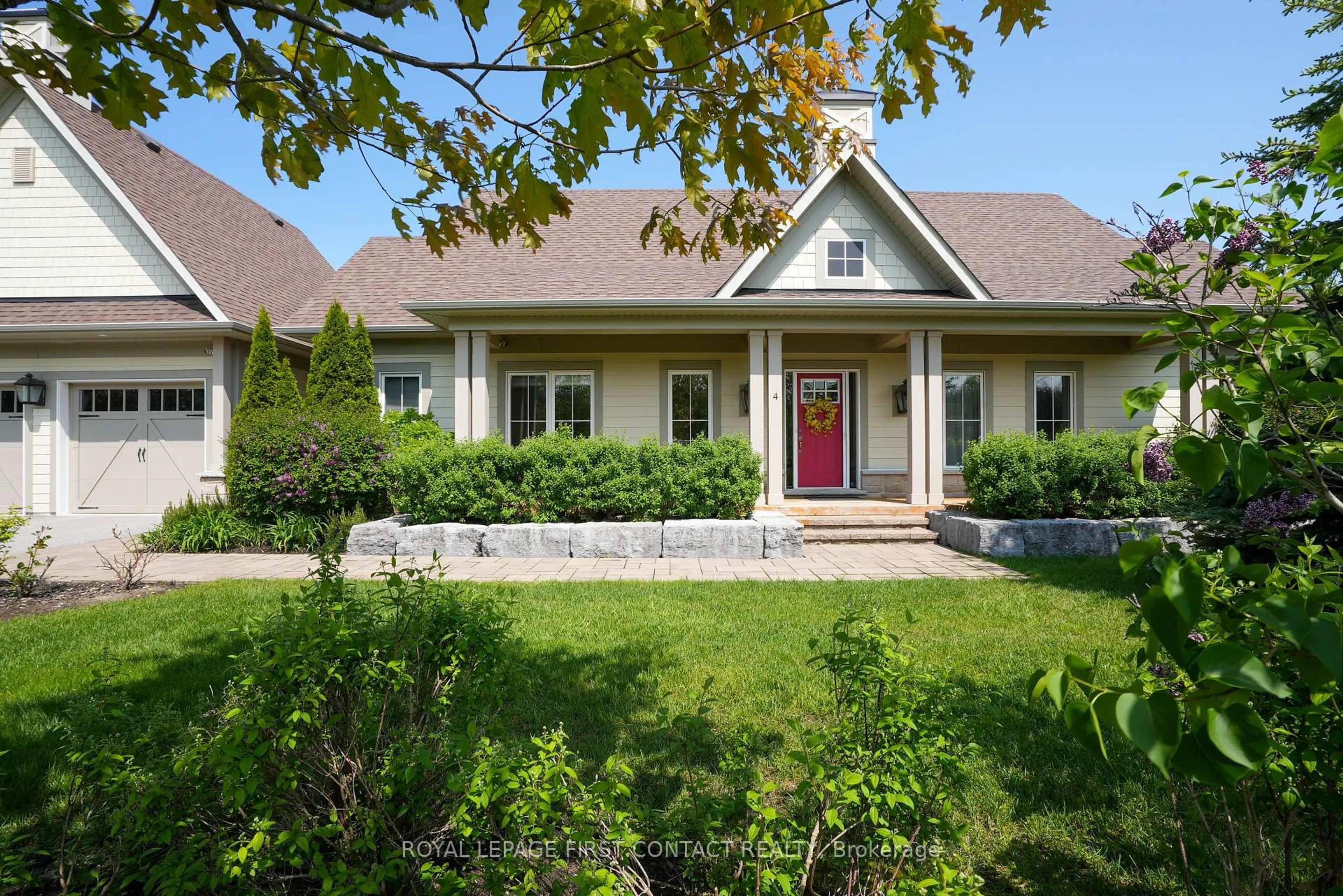 Home with brick exterior material, street for 4 Cumberland Crt, Oro-Medonte Ontario L0K 1E0