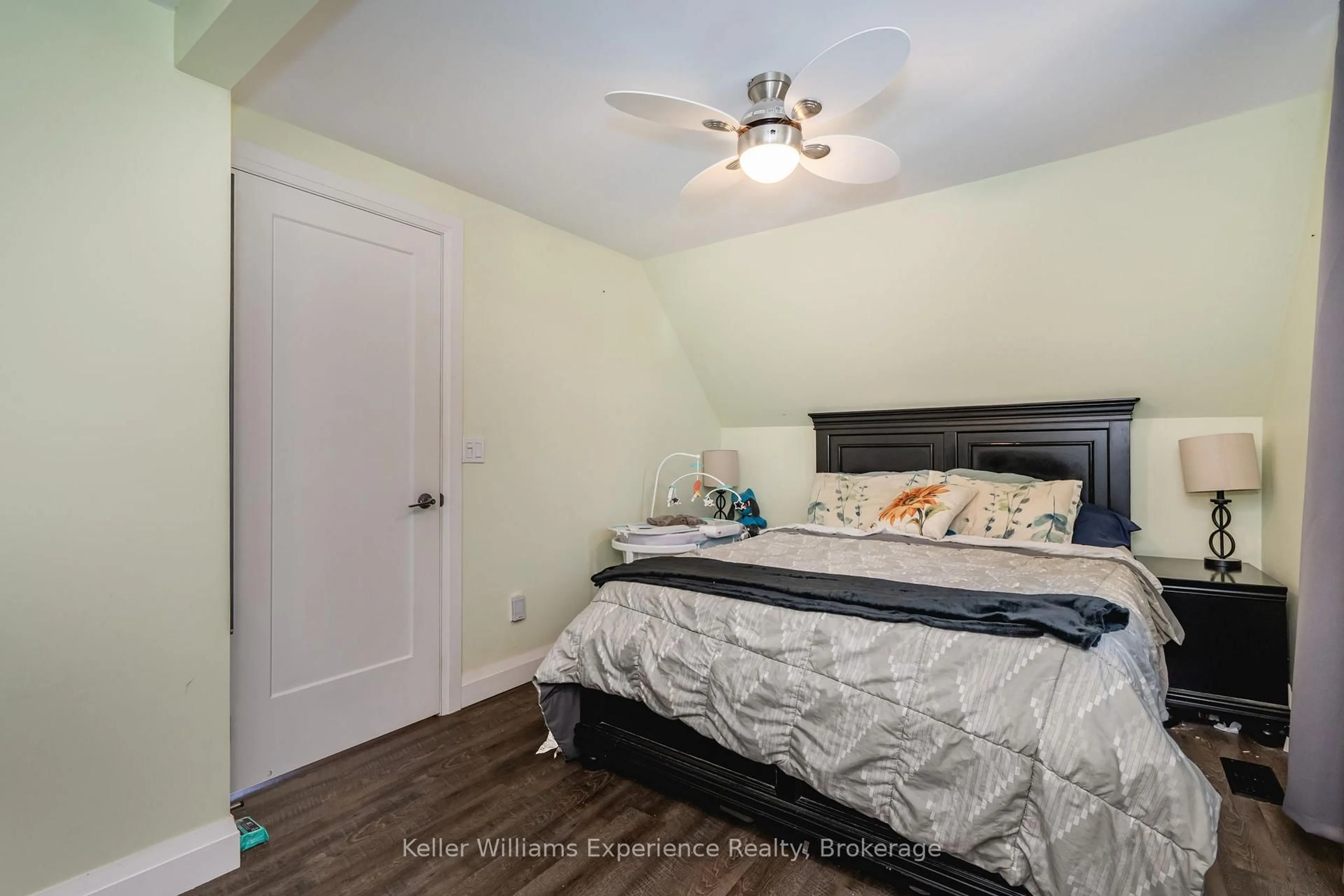 Bedroom with bed, unknown for 313 Mcnicoll St, Tay Ontario L0K 1R0