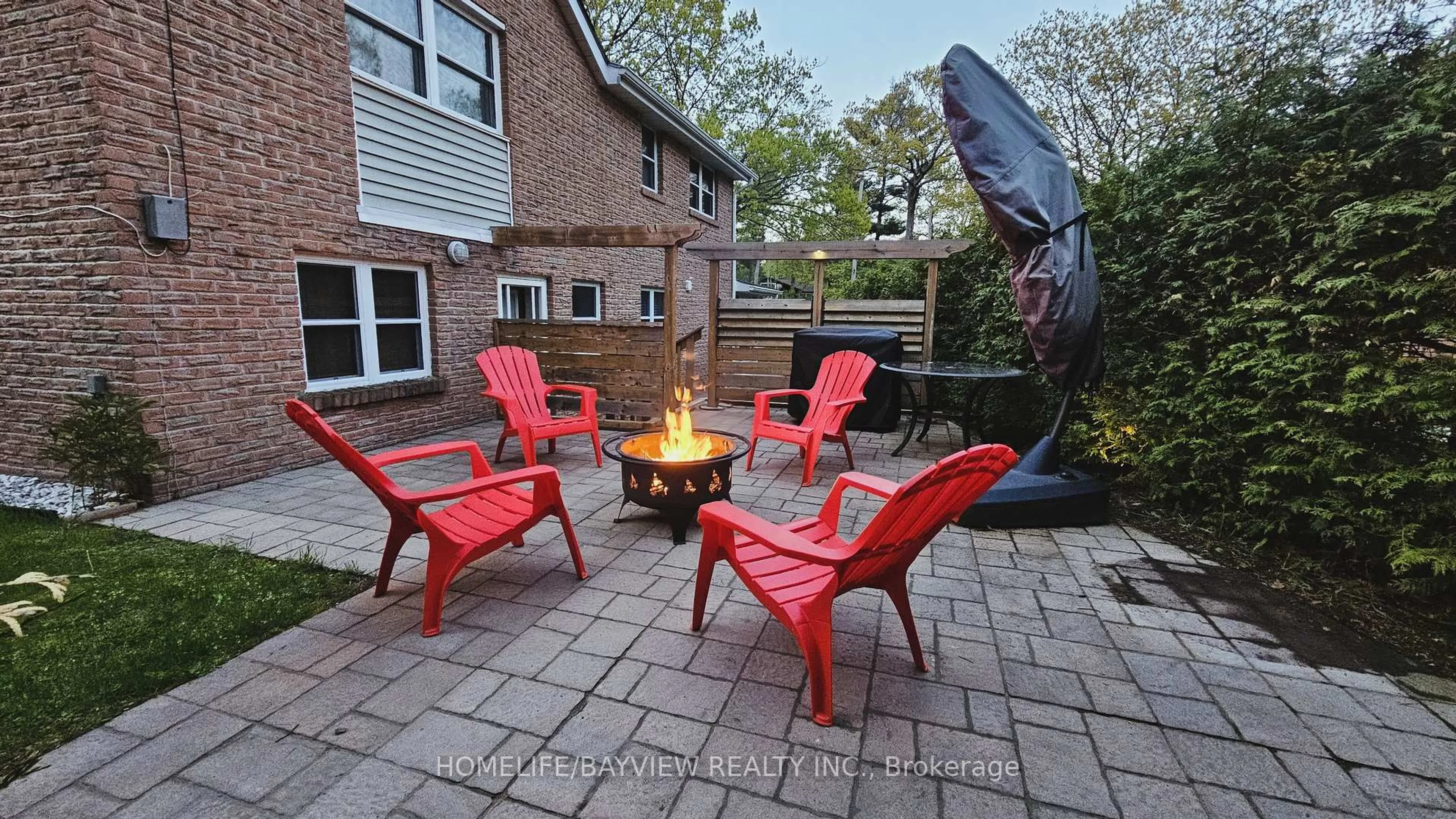 Patio, street for 35 Yarwood Rd, Tiny Ontario L0L 2J0