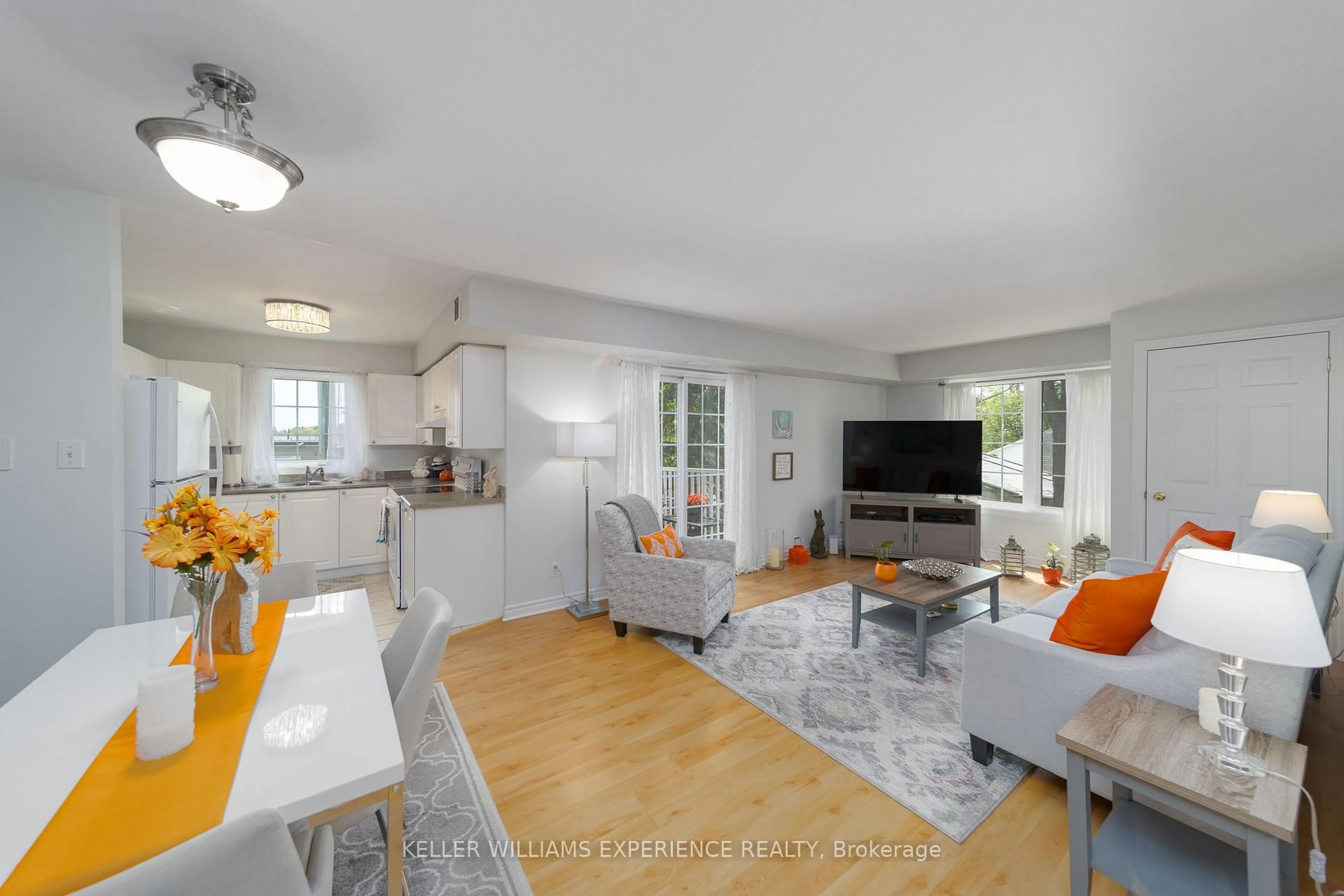 Open concept kitchen, unknown for 49 JACOBS Terr #210, Barrie Ontario L4N 0W4