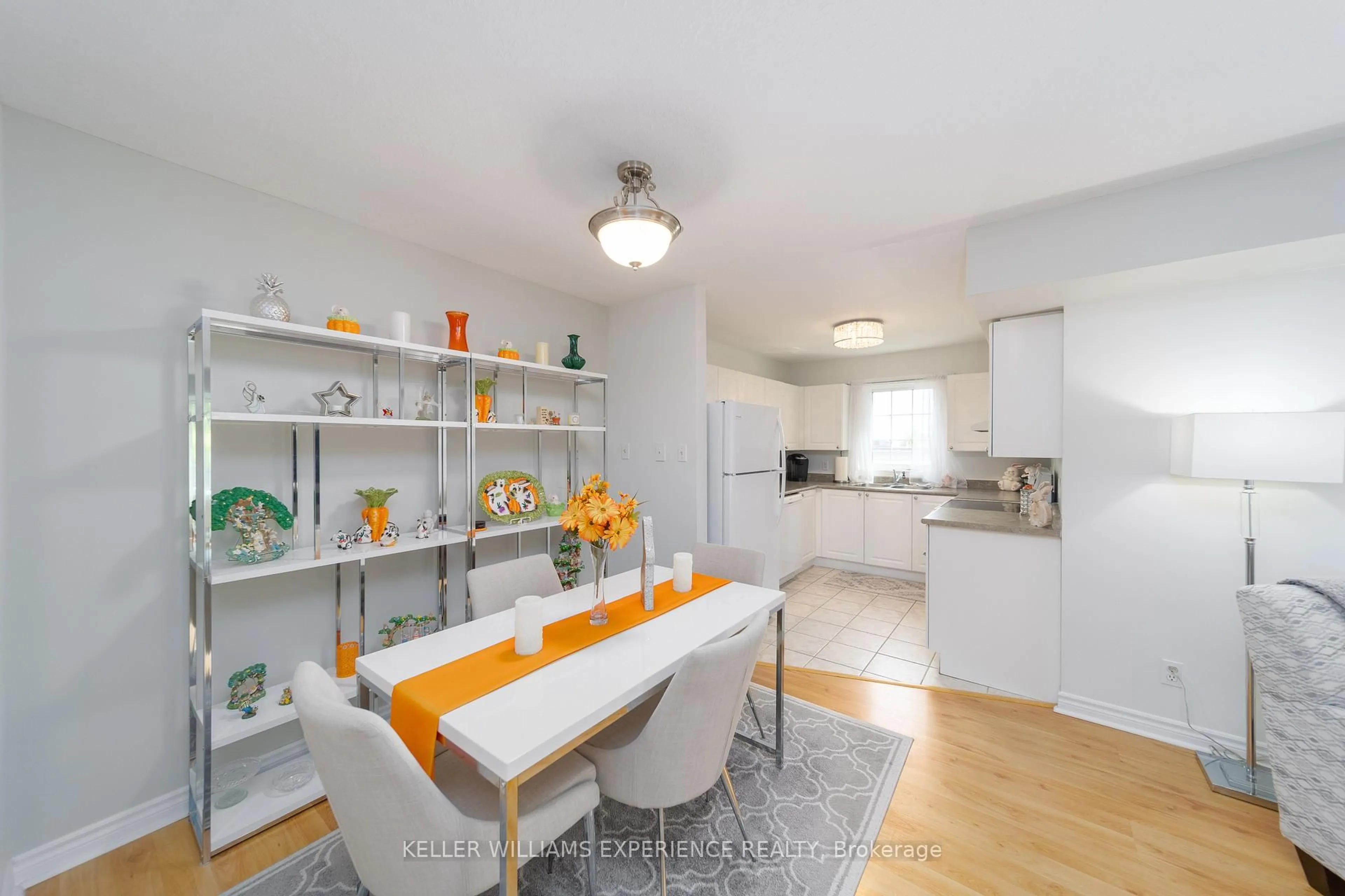 Open concept kitchen, unknown for 49 JACOBS Terr #210, Barrie Ontario L4N 0W4
