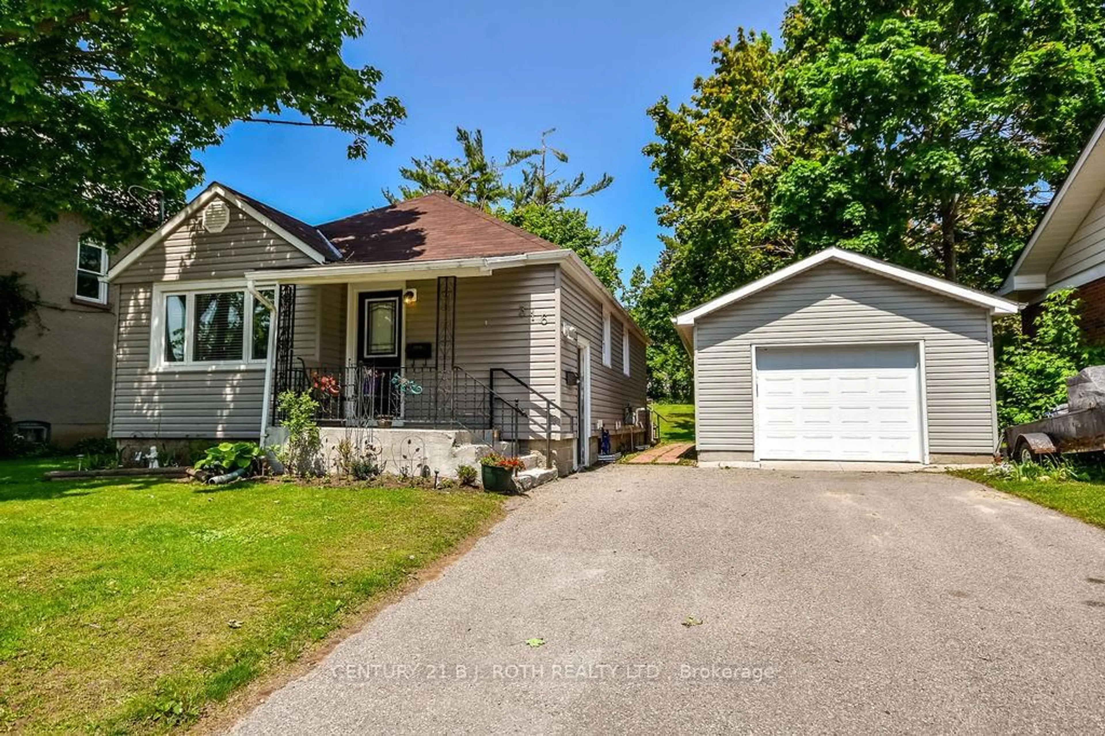 Unknown for 316 Nottawasaga St, Orillia Ontario L3V 3K6