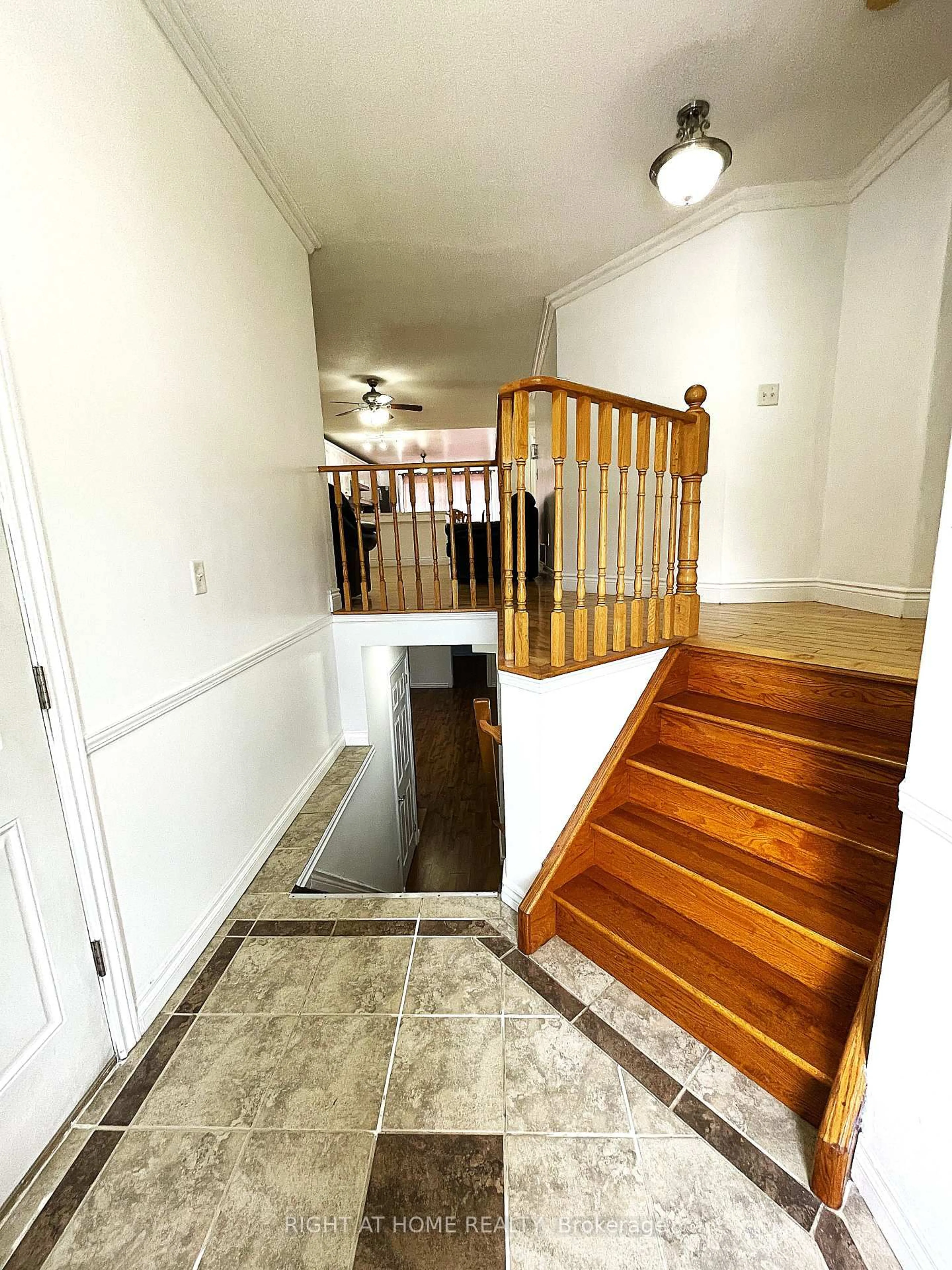 Unknown for 26 Weymouth Rd, Barrie Ontario L4M 6R9