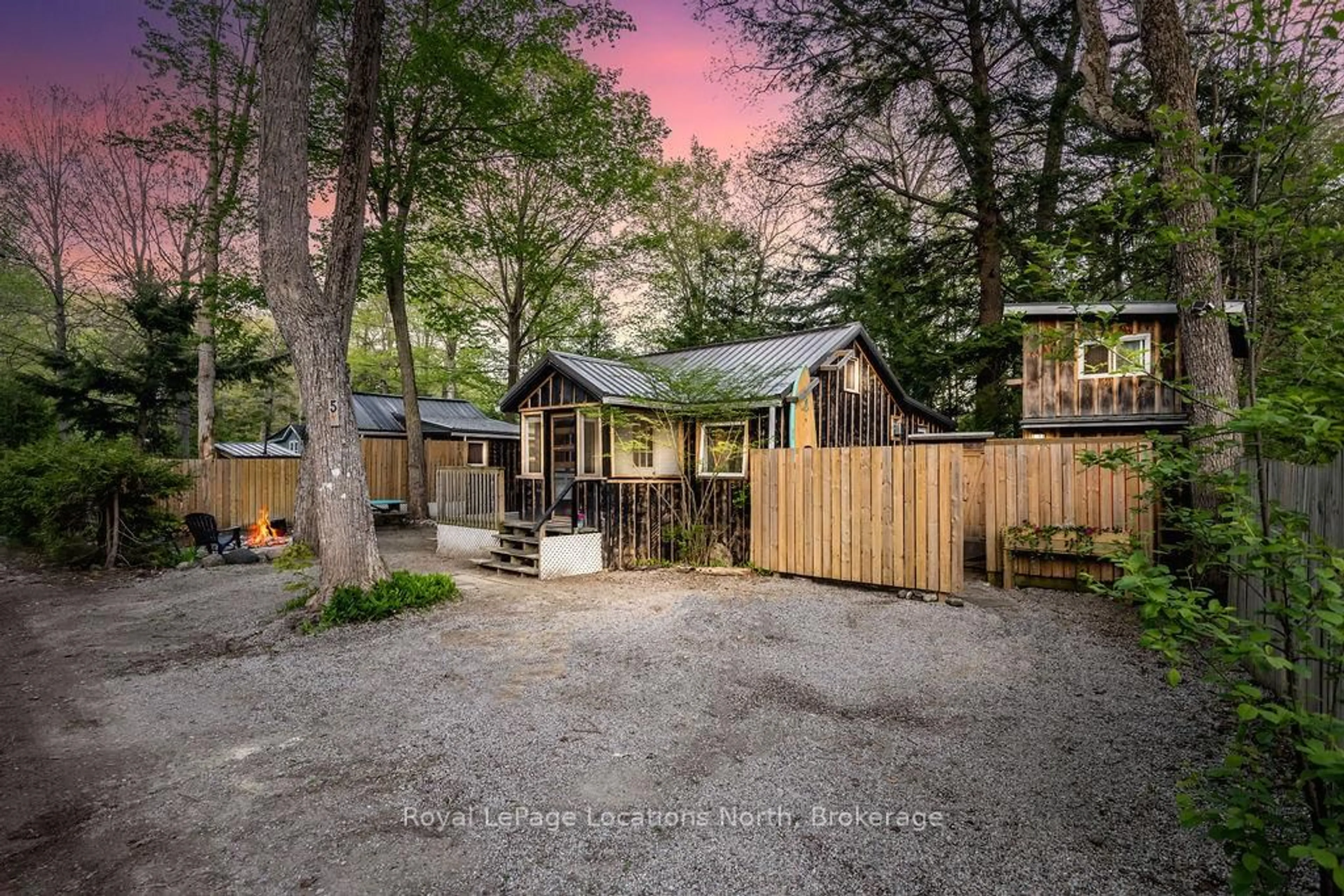 A pic from outside/outdoor area/front of a property/back of a property/a pic from drone, street for 5 FANELLA Rd, Tiny Ontario L0L 2J0