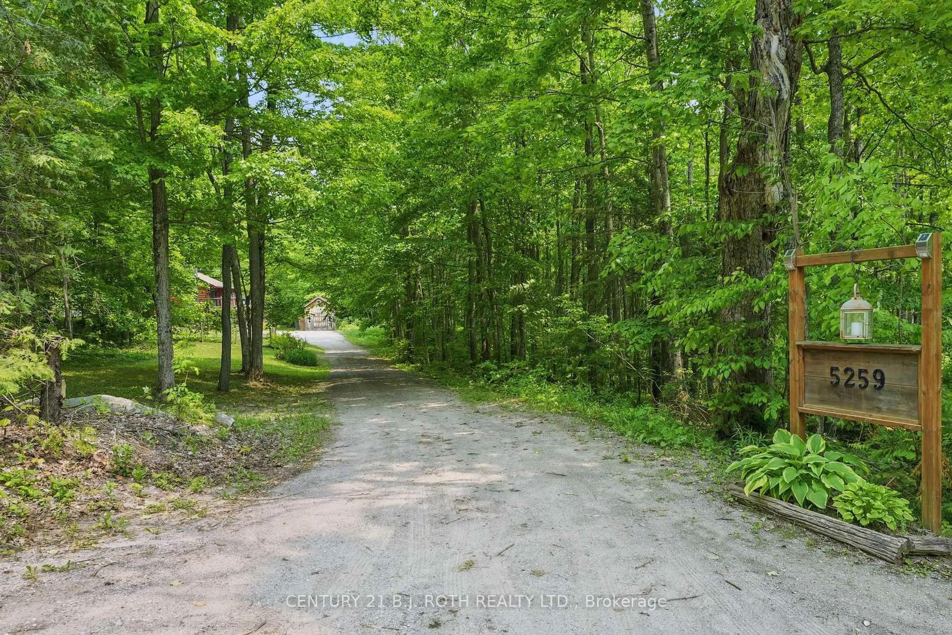 Unknown for 5259 8 Line, Oro-Medonte Ontario L0K 1E0