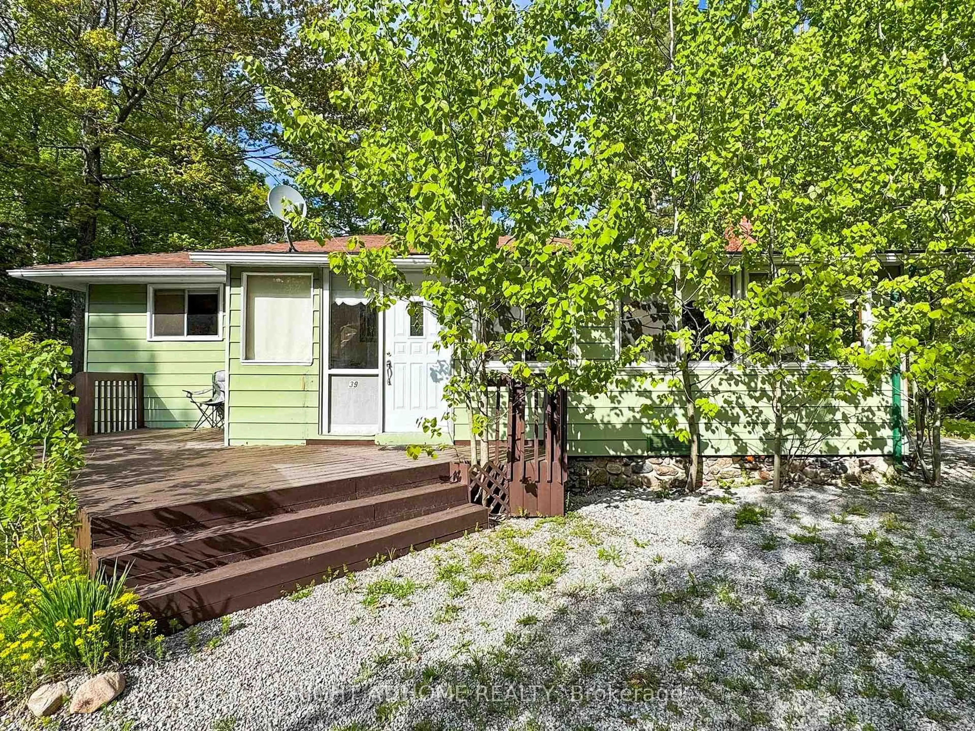 Unknown for 39 Rue  Jules  Leger St, Tiny Ontario L9M 0J2
