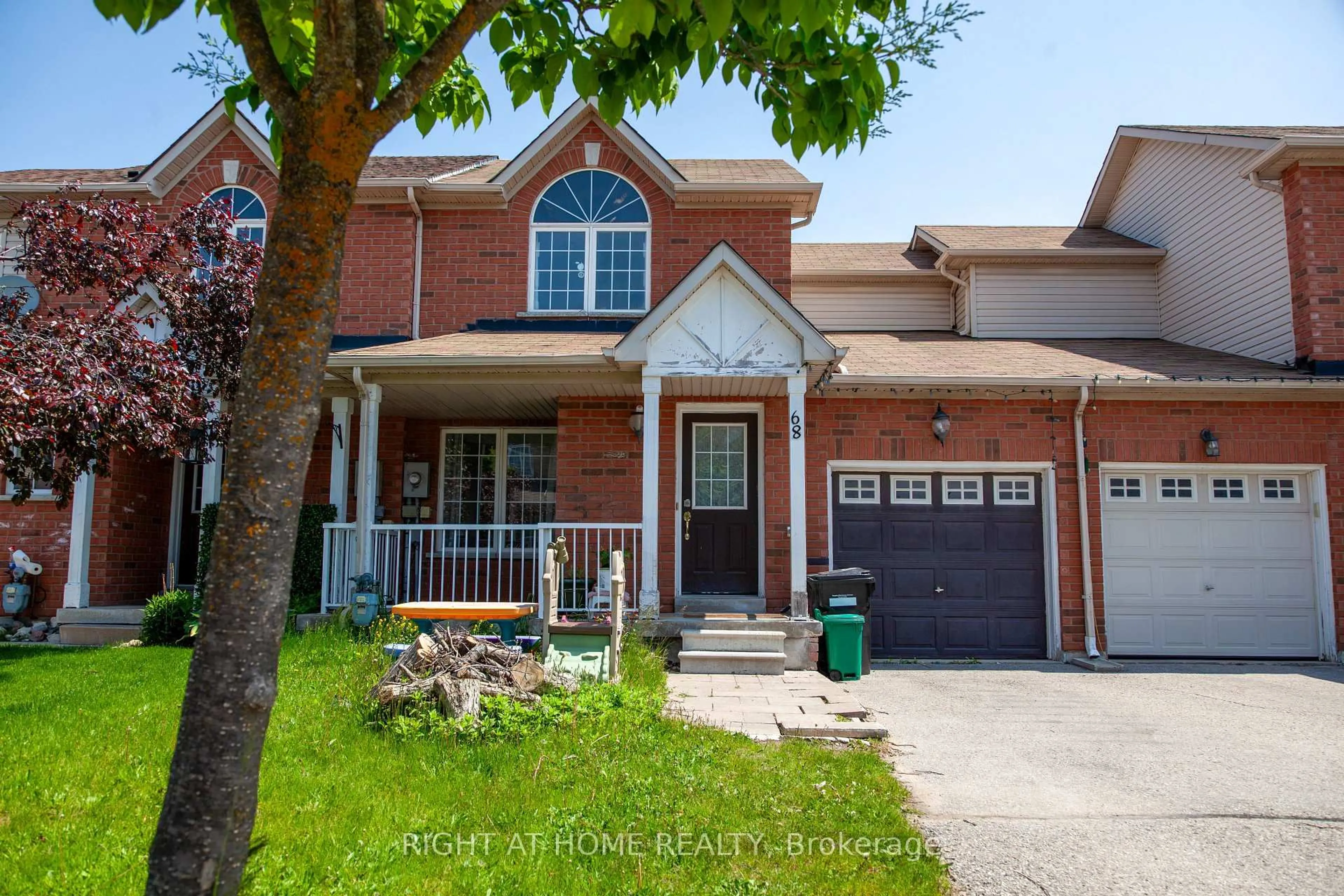 Home with brick exterior material, street for 68 Trevino Circ, Barrie Ontario L4M 6T9