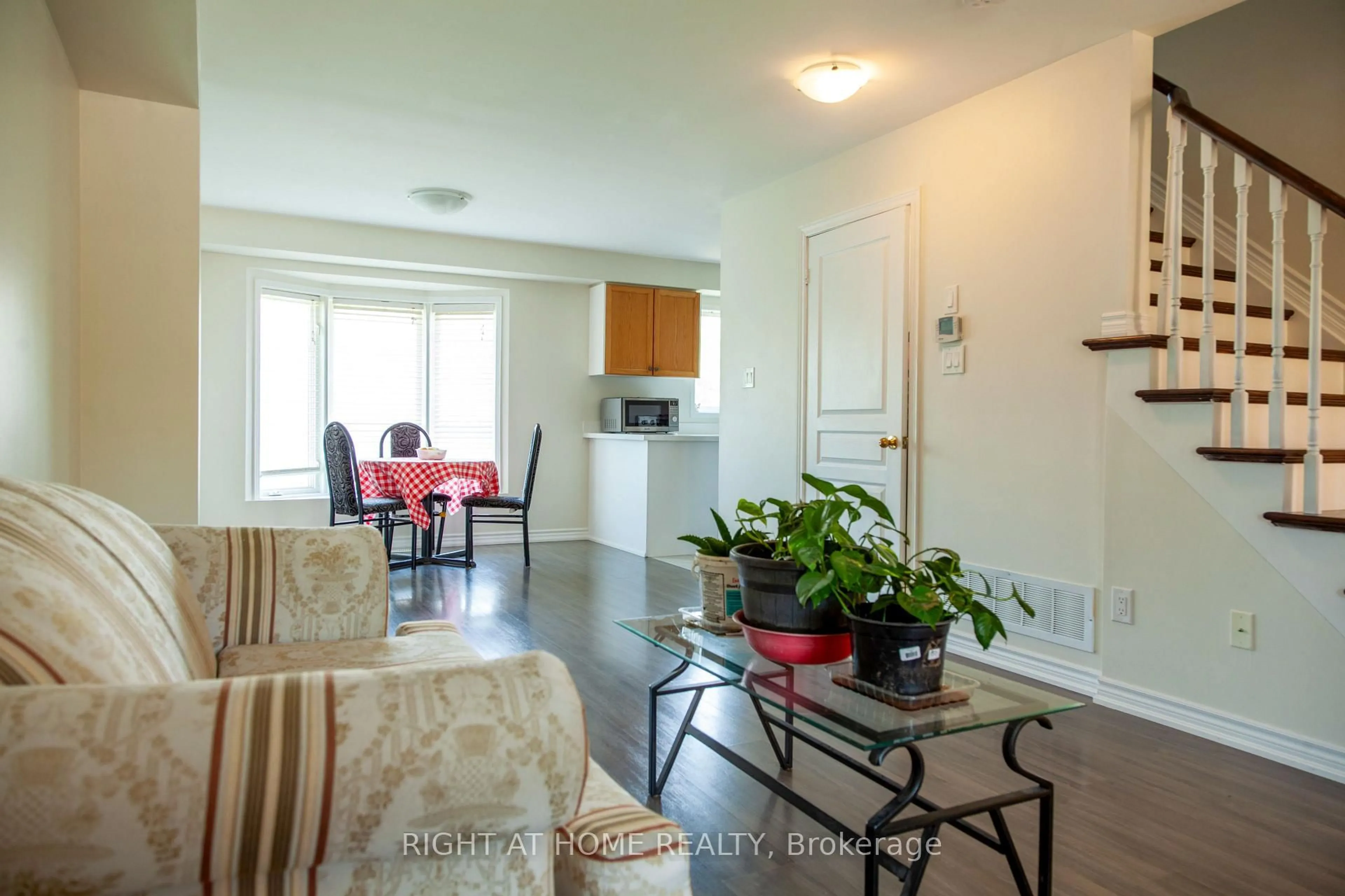 Unknown for 68 Trevino Circ, Barrie Ontario L4M 6T9