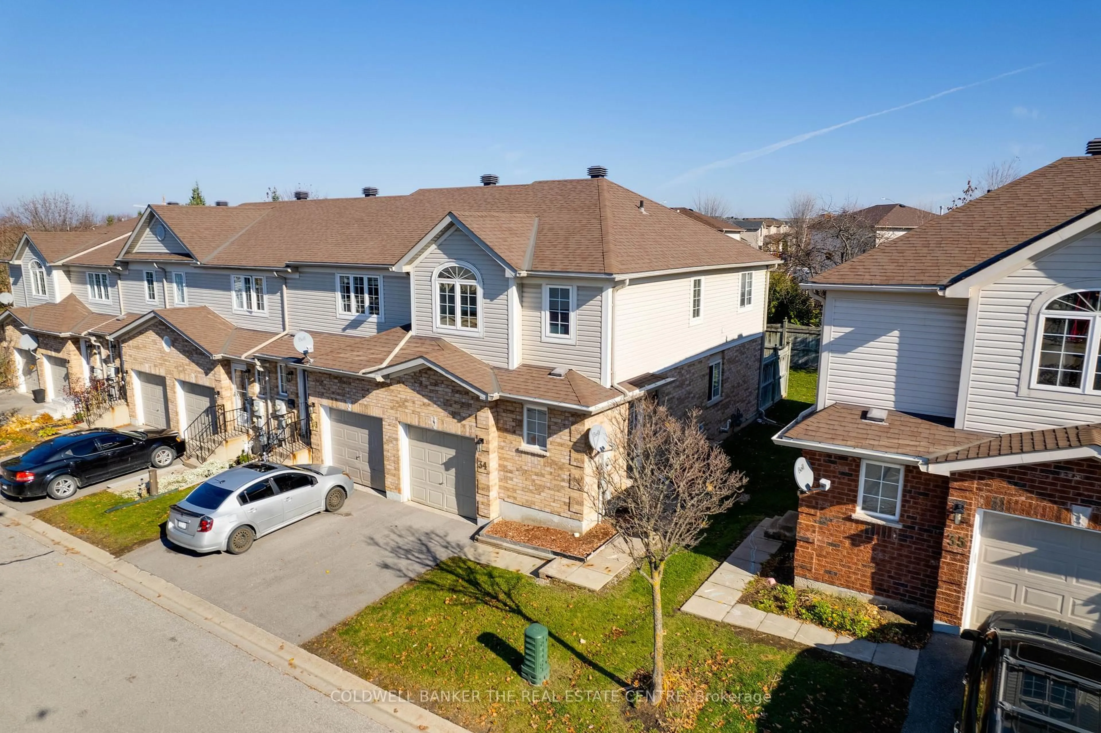 A pic from outside/outdoor area/front of a property/back of a property/a pic from drone, street for 430 Mapleview Dr #34, Barrie Ontario L4N 0H4