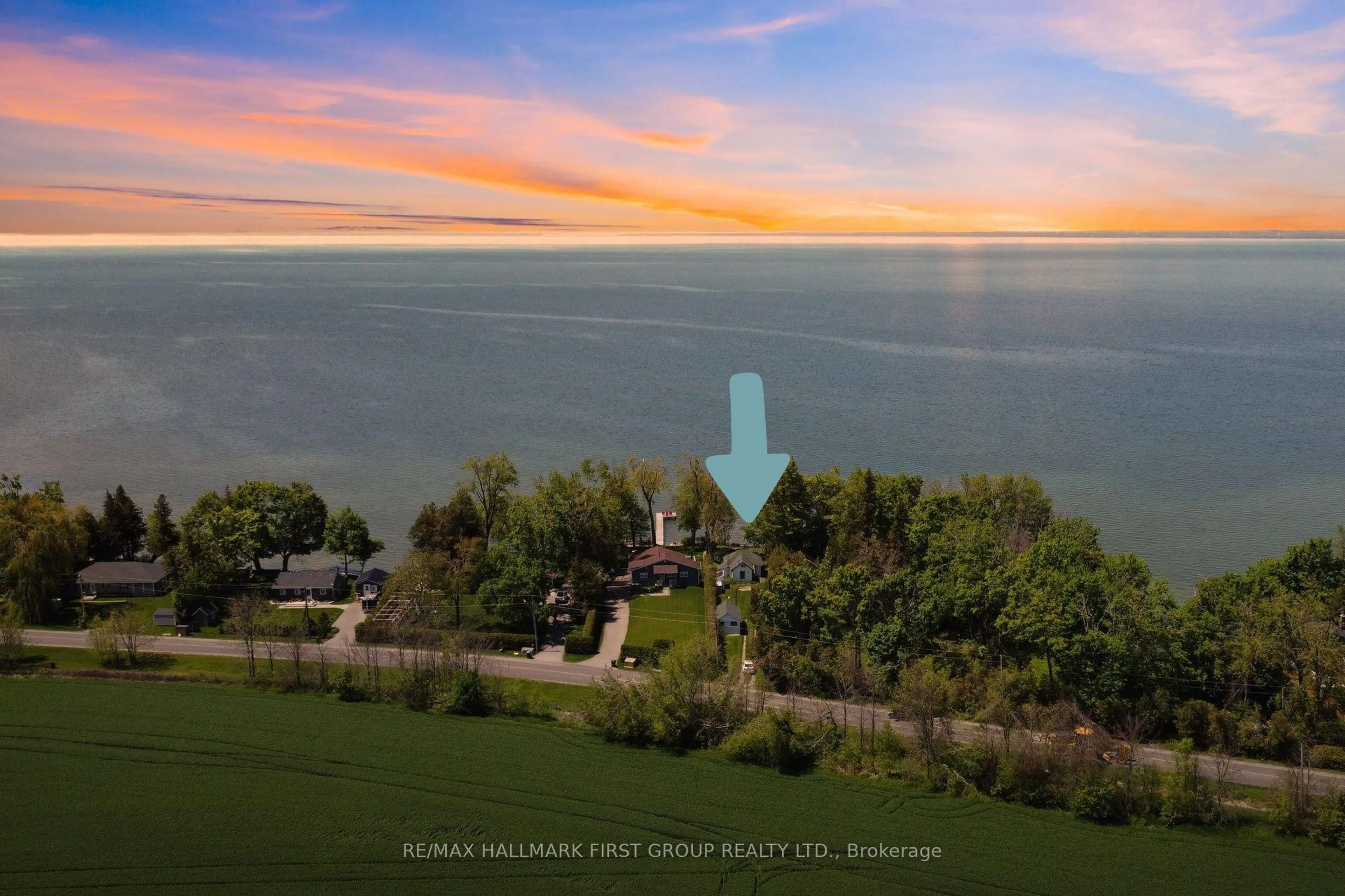 A pic from outside/outdoor area/front of a property/back of a property/a pic from drone, water/lake/river/ocean view for 2196 Lakeshore Dr, Ramara Ontario L0K 1B0