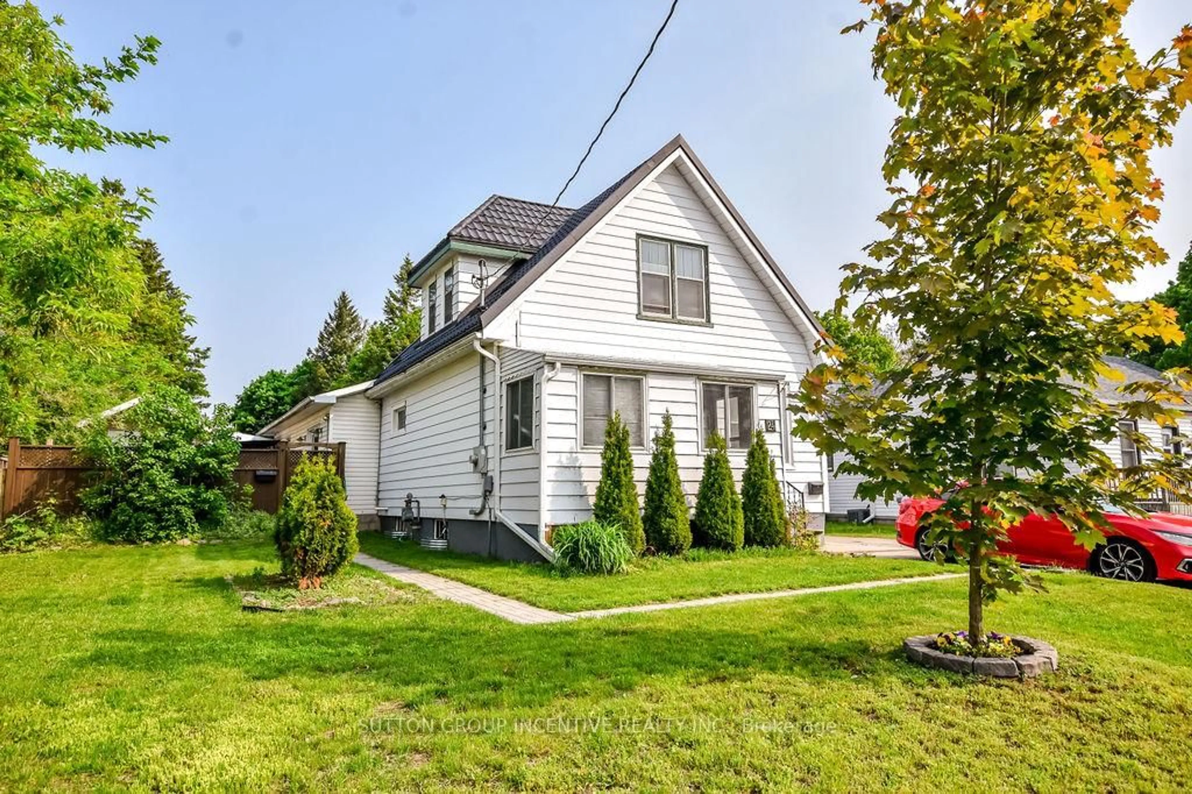 Unknown for 24 Henry St, Barrie Ontario L4N 1C4