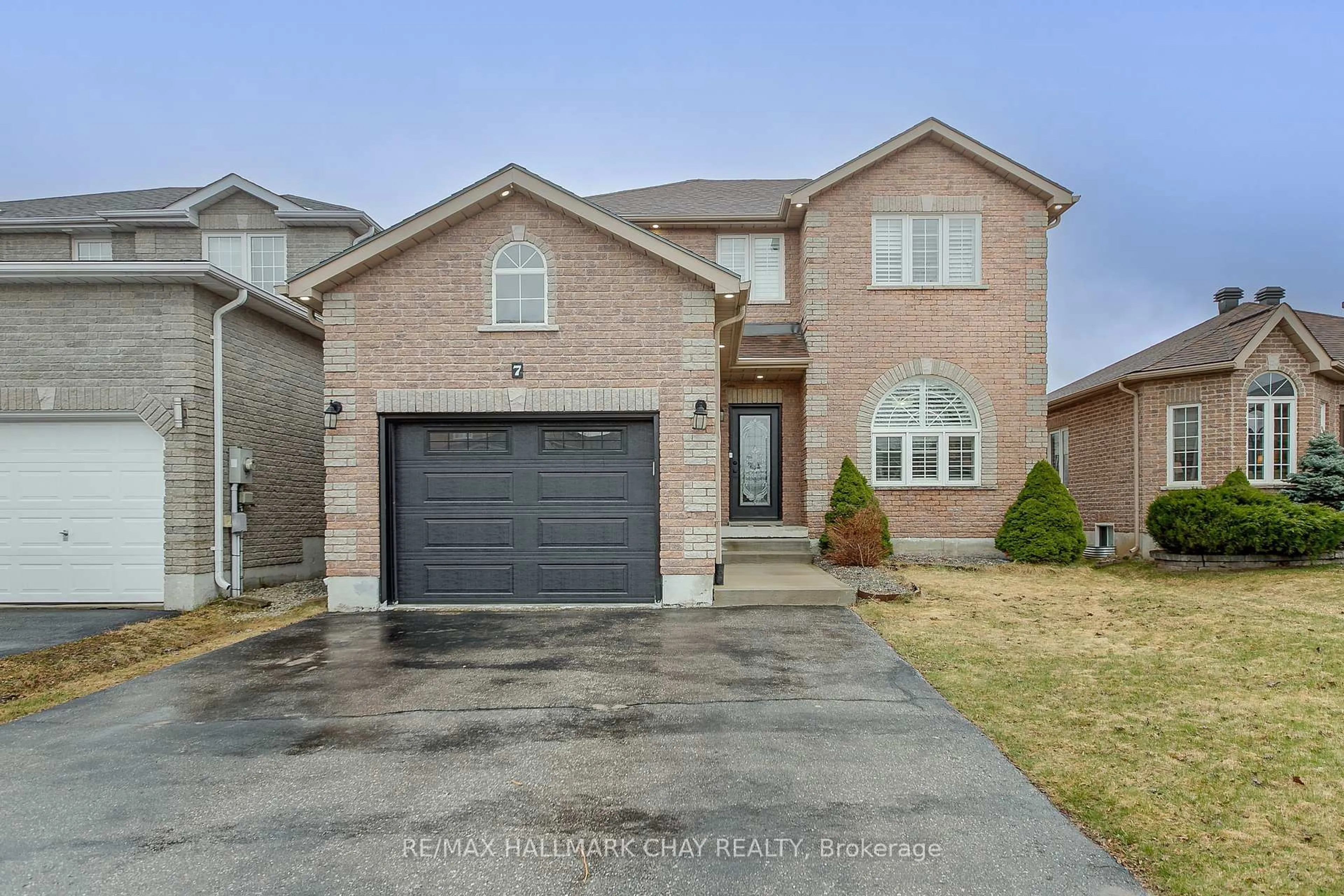 Home with brick exterior material, street for 7 Penvill Tr, Barrie Ontario L4N 1T7