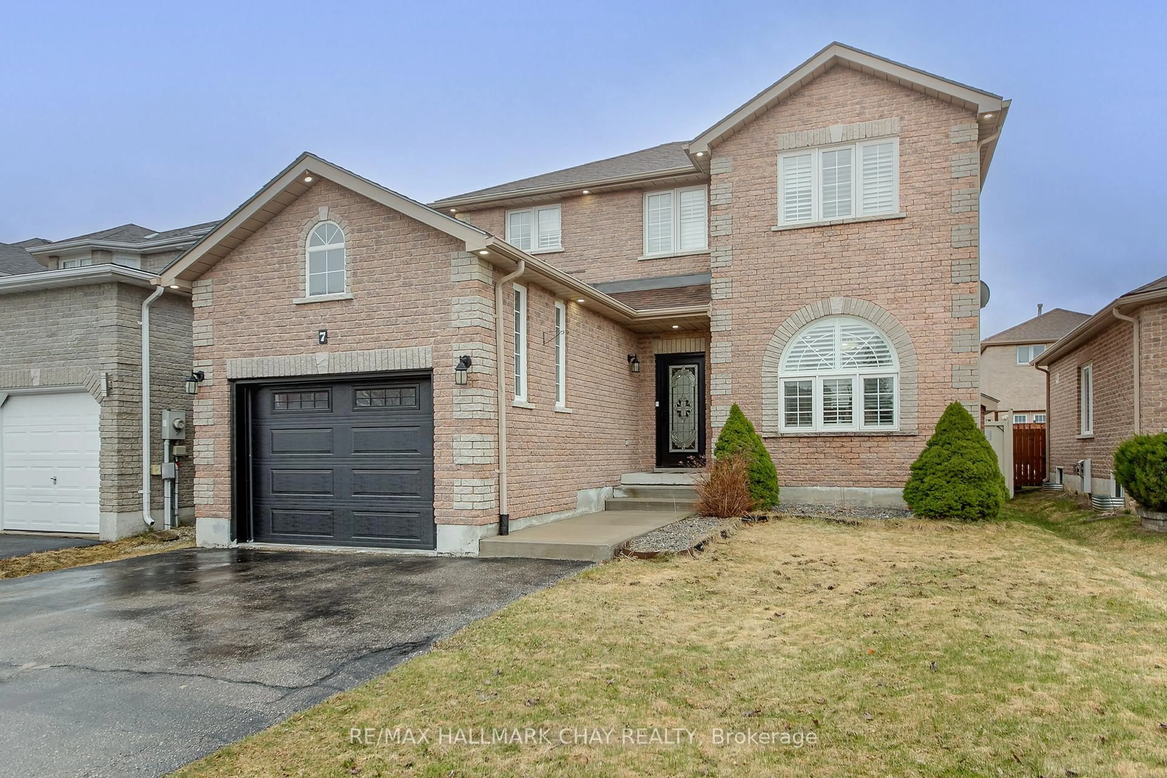 Home with brick exterior material, street for 7 Penvill Tr, Barrie Ontario L4N 1T7