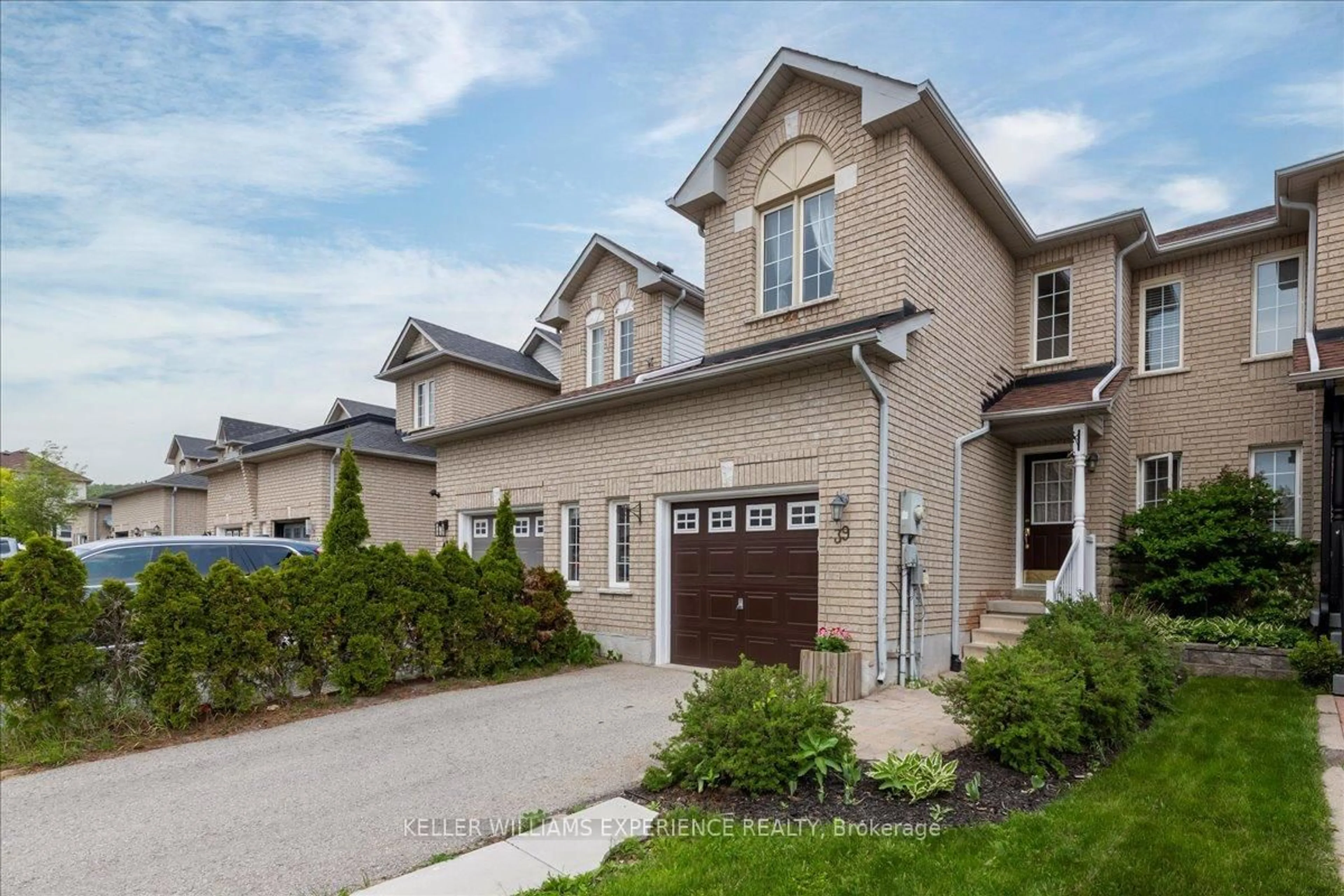 Home with brick exterior material, street for 39 Coleman Dr, Barrie Ontario L4N 0R6