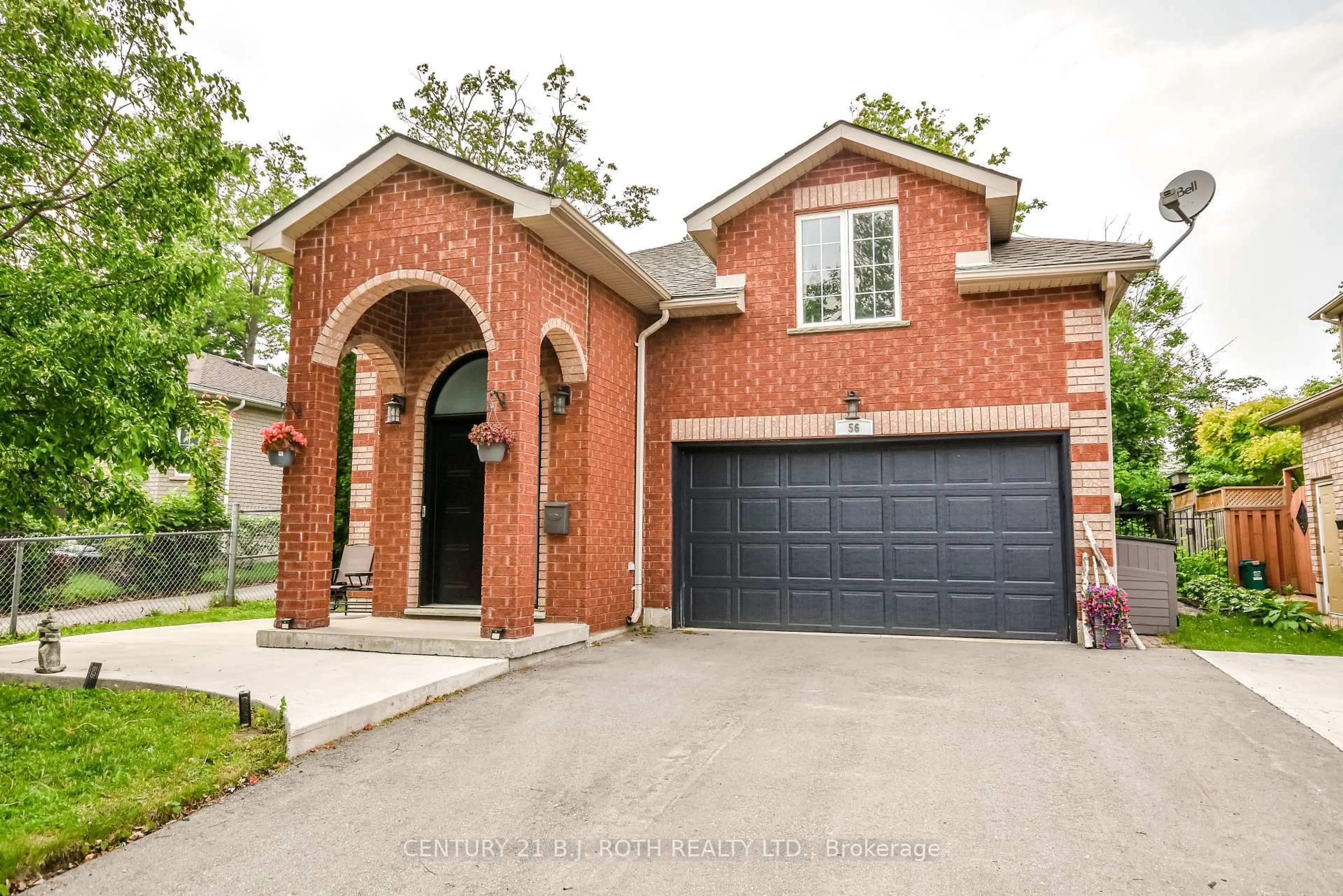 Home with brick exterior material, street for 56 Monique Cres, Barrie Ontario L4M 6Y4