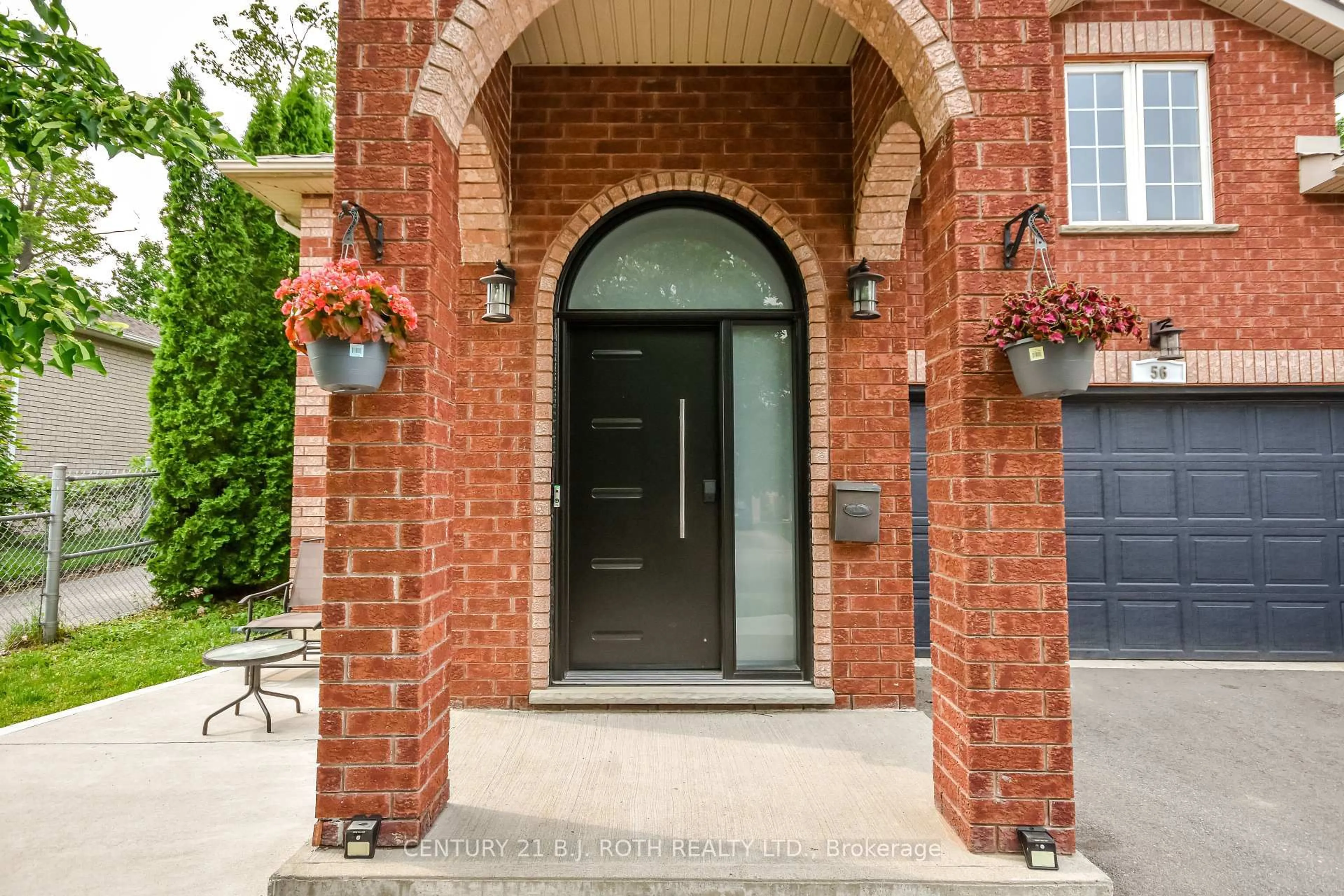 Home with brick exterior material, street for 56 Monique Cres, Barrie Ontario L4M 6Y4
