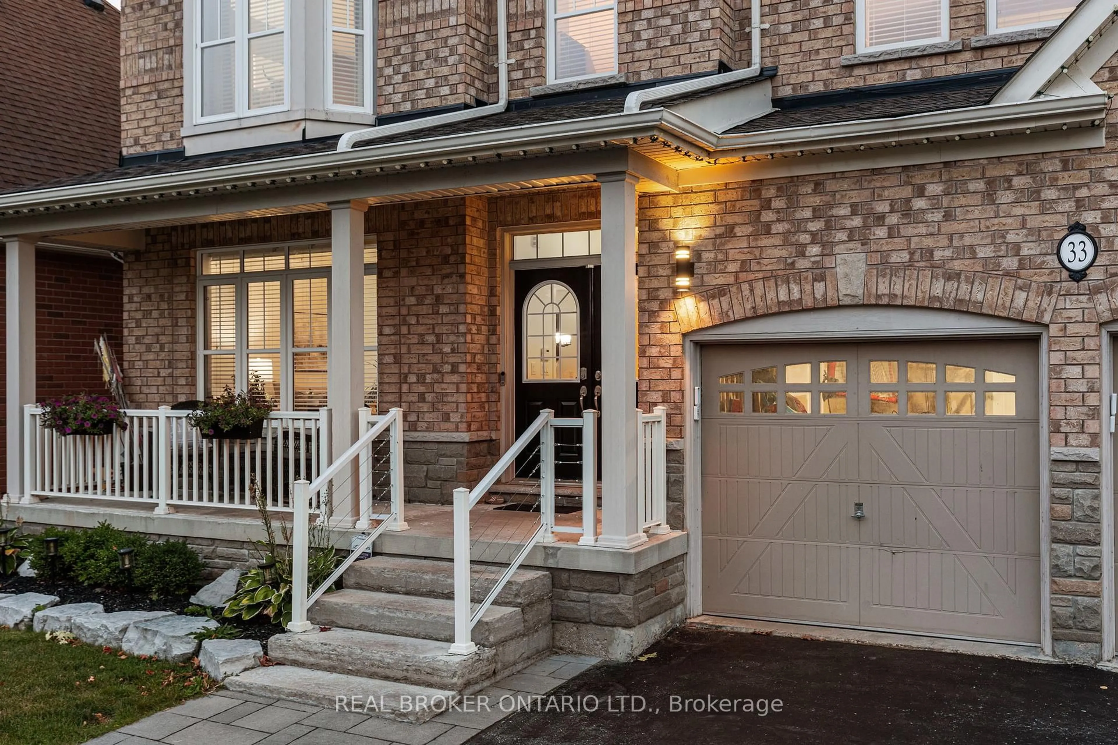 Home with brick exterior material, street for 33 Royal Park Blvd, Barrie Ontario L4N 6M8