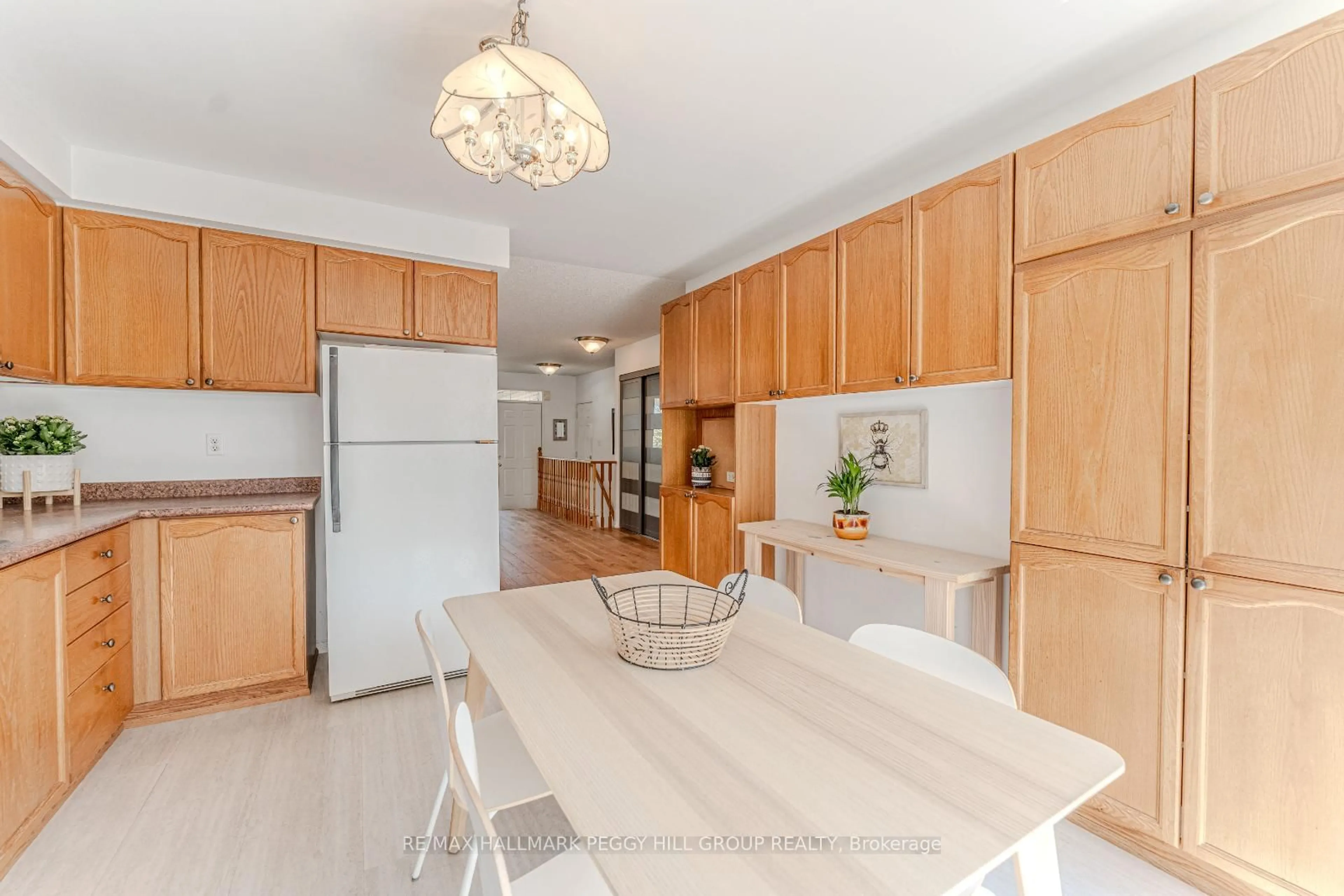 Open concept kitchen, unknown for 24 Nicholson Dr, Barrie Ontario L4N 8L7