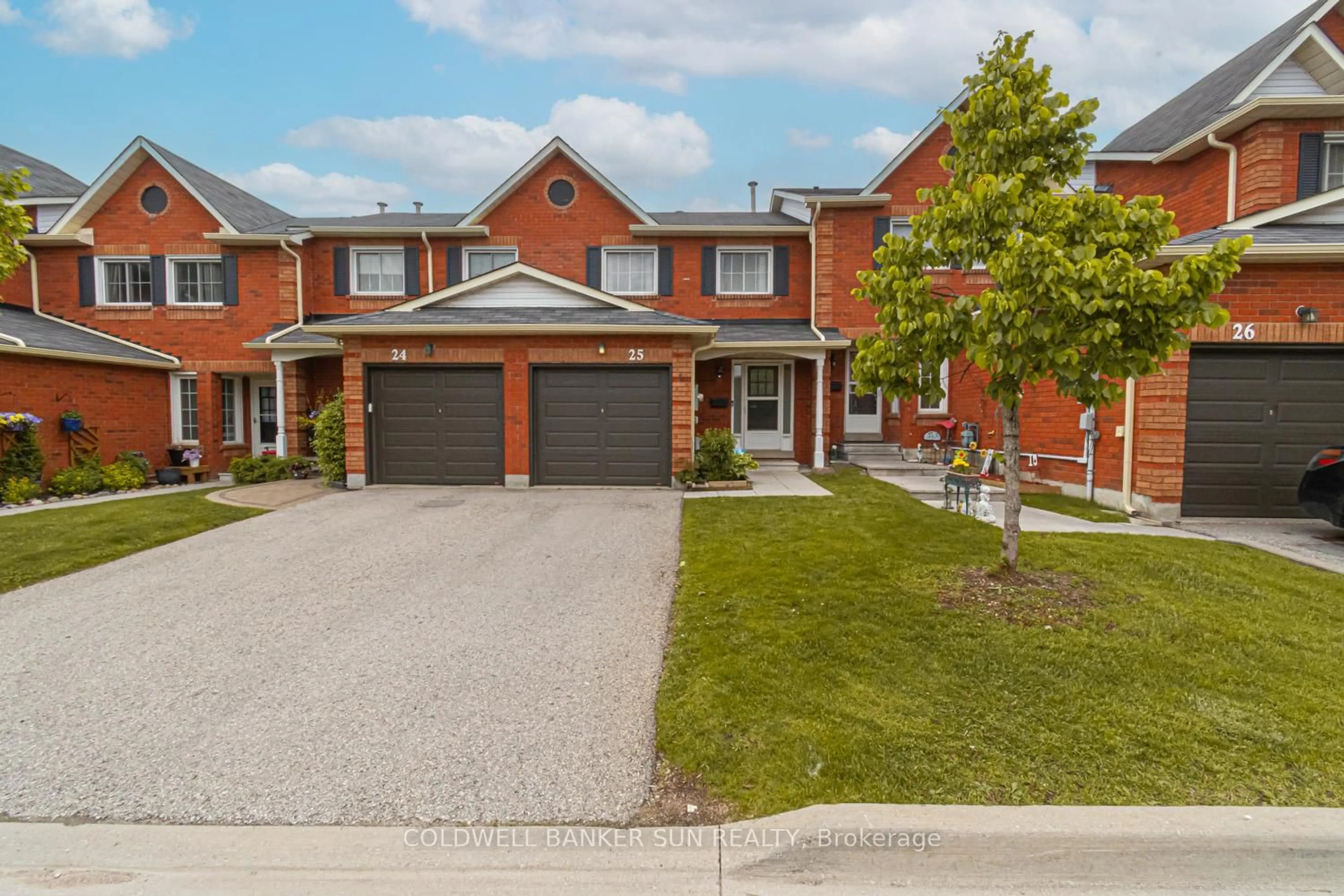 Home with brick exterior material, street for 165 Kozlov St #25, Barrie Ontario L4N 7M8