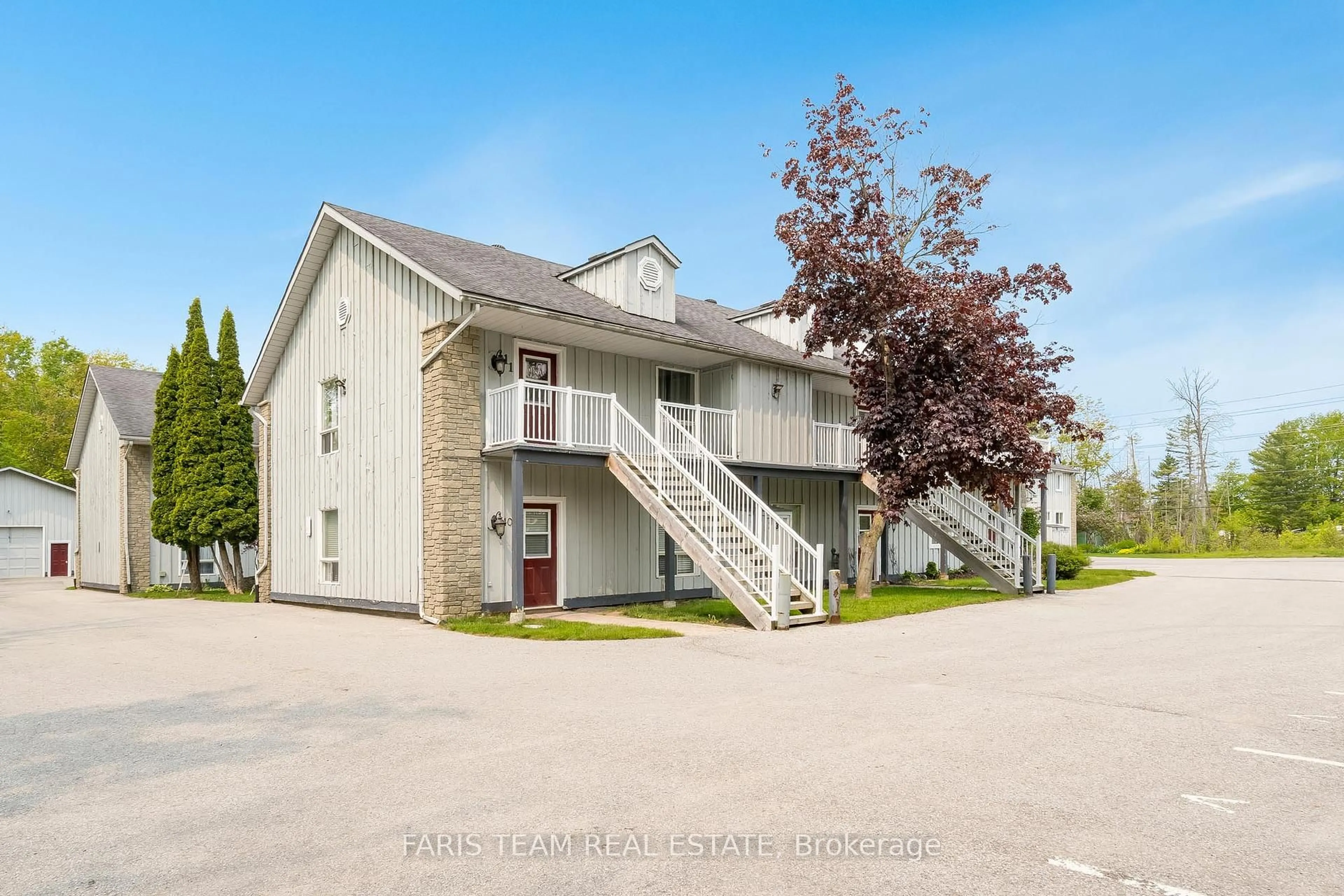 Patio, unknown for 891 River Rd #5, Wasaga Beach Ontario L9Z 2K7