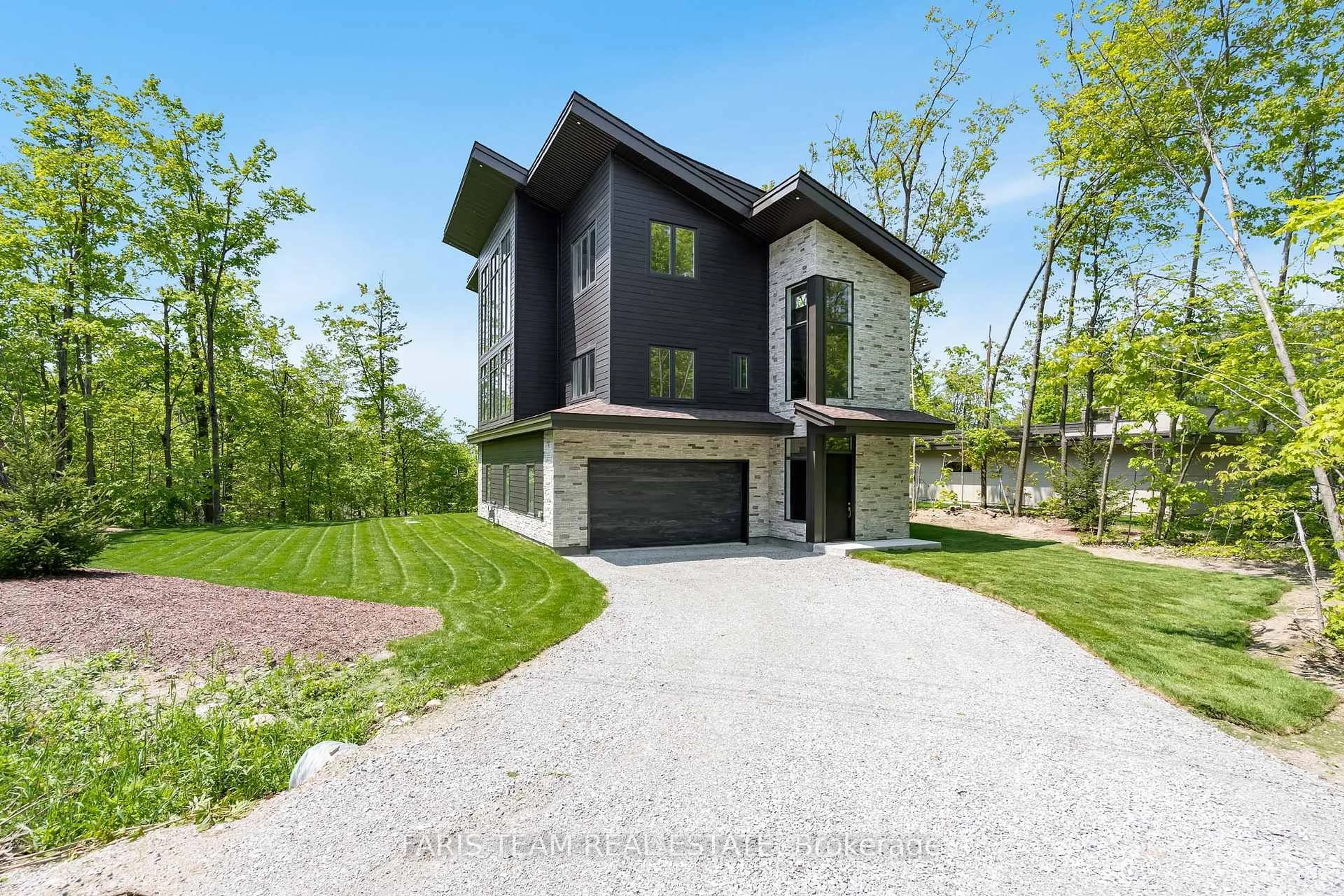 Home with brick exterior material, street for 3316 Line 4, Oro-Medonte Ontario L0L 2L0