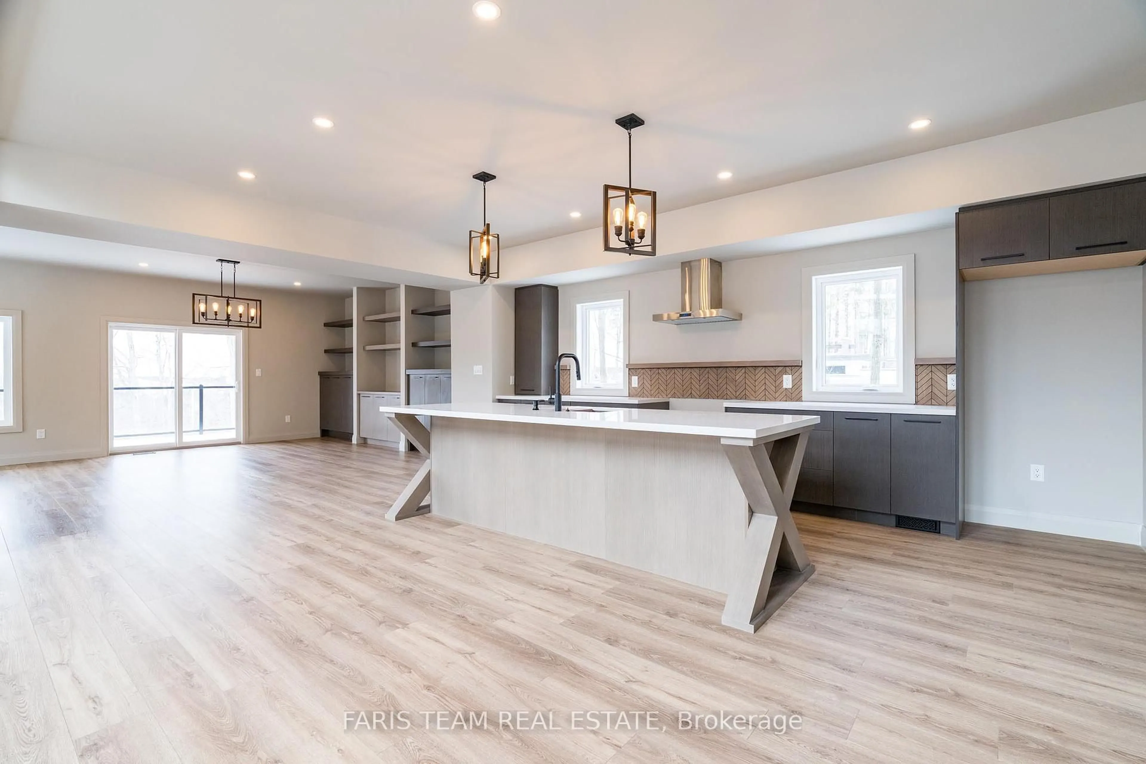 Open concept kitchen, unknown for 3316 Line 4, Oro-Medonte Ontario L0L 2L0
