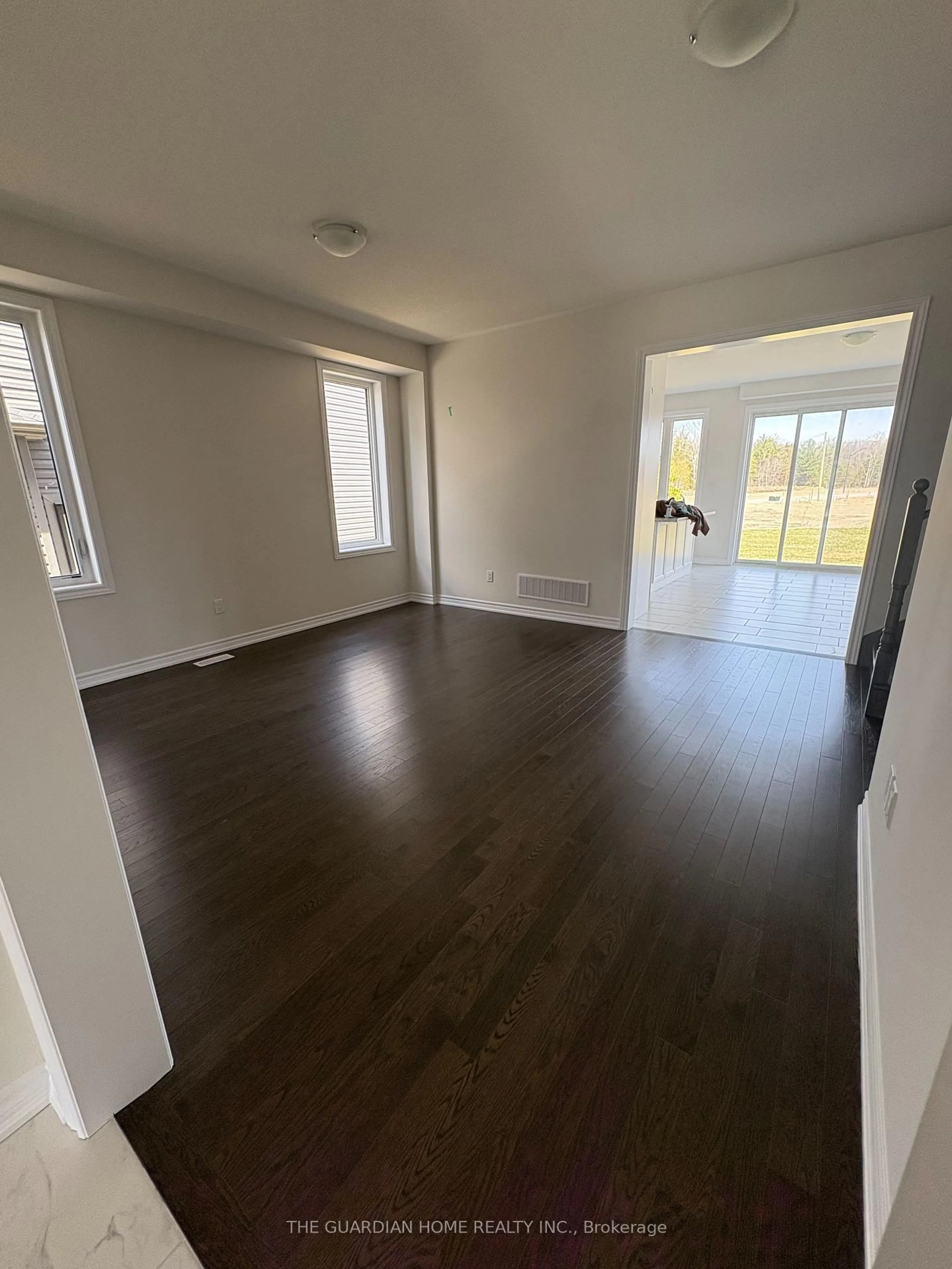 A pic of a room for 7 Tran St, Wasaga Beach Ontario L9Z 0M9