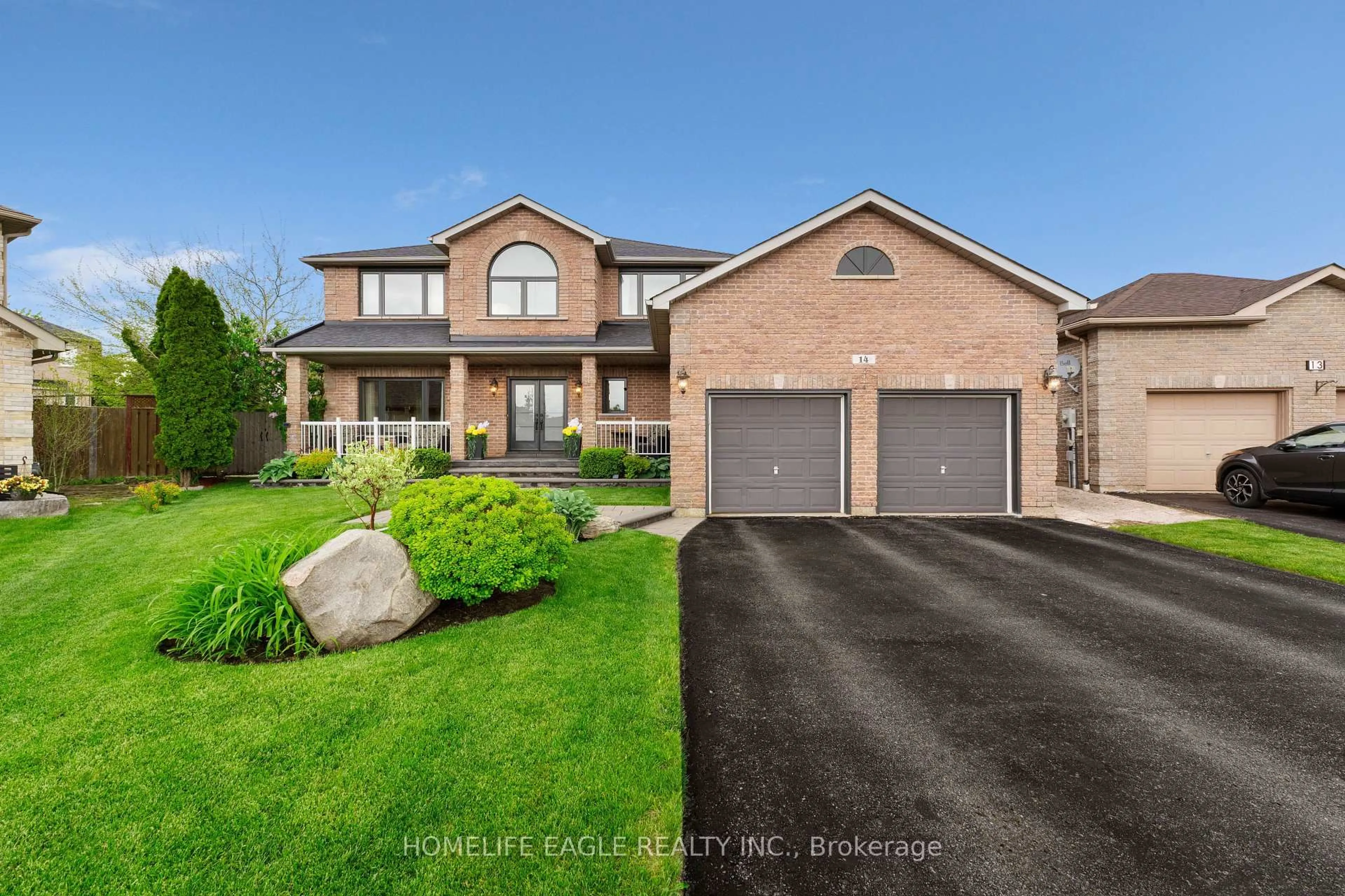 Home with brick exterior material, street for 14 Rebecca Crt, Barrie Ontario L4N 0V5