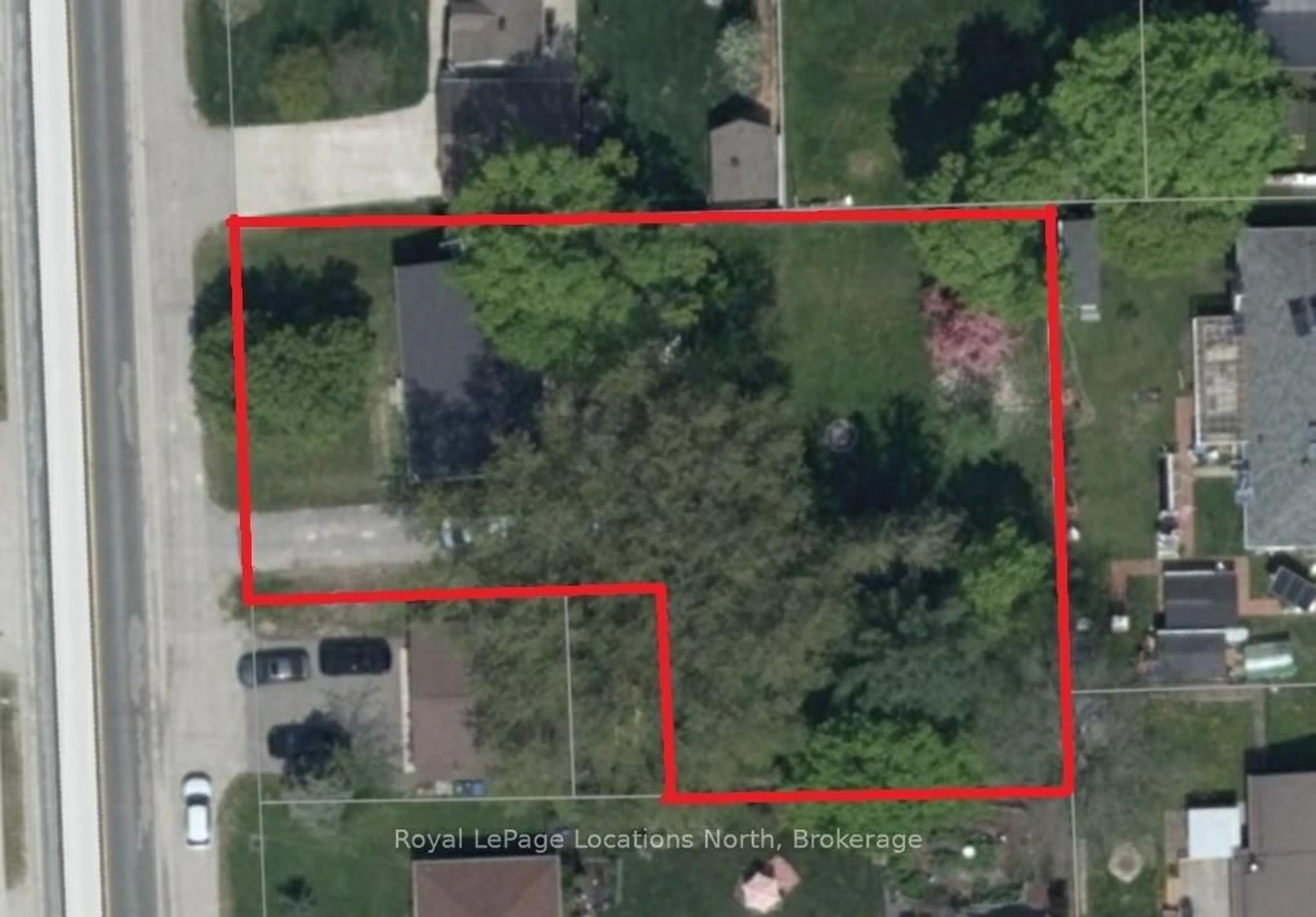 A pic from outside/outdoor area/front of a property/back of a property/a pic from drone, street for 1661 GEORGE JOHNSTON Rd, Springwater Ontario L9X 2B2