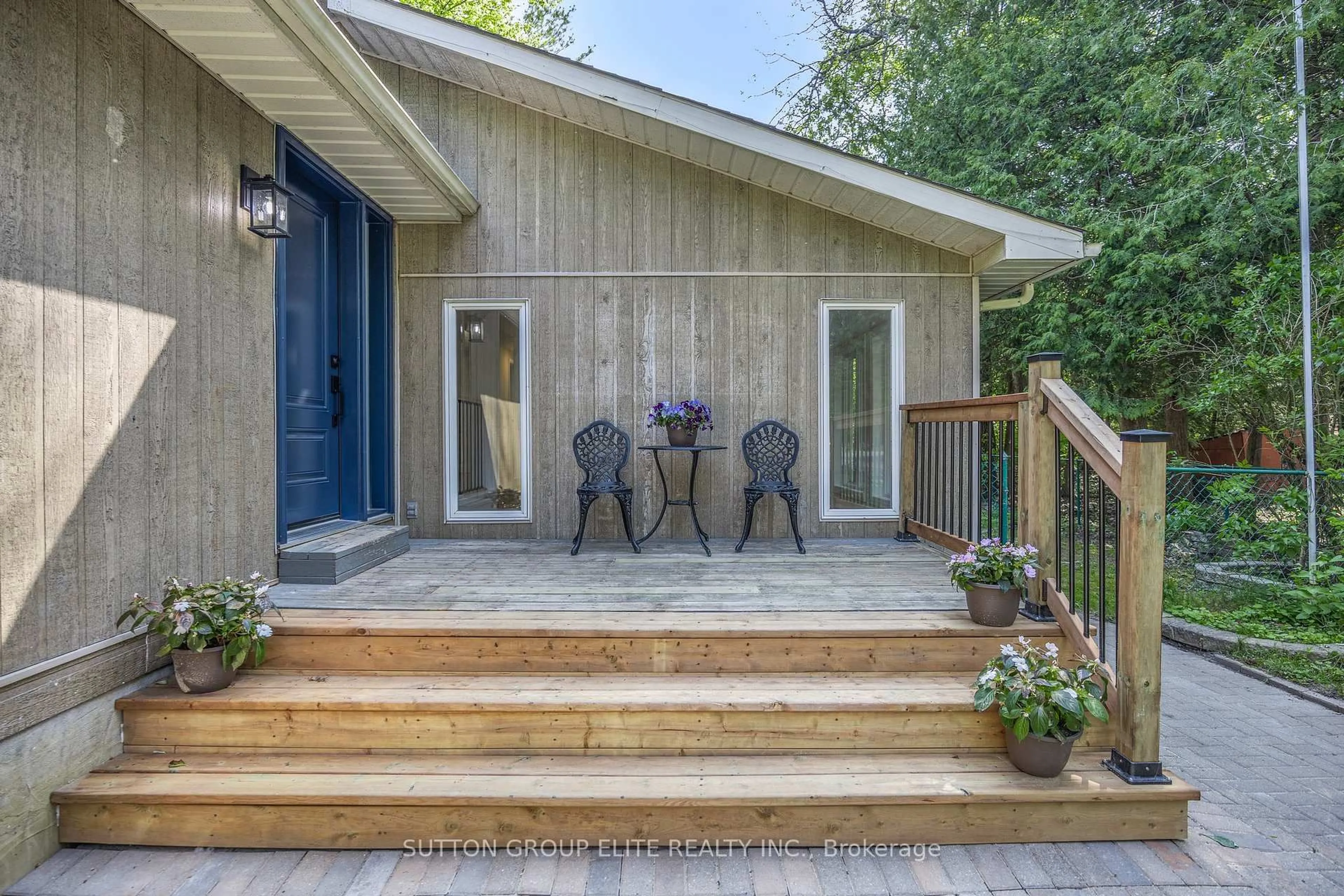 Patio, unknown for 25 Sylvan Ave, Wasaga Beach Ontario L9Z 1T3