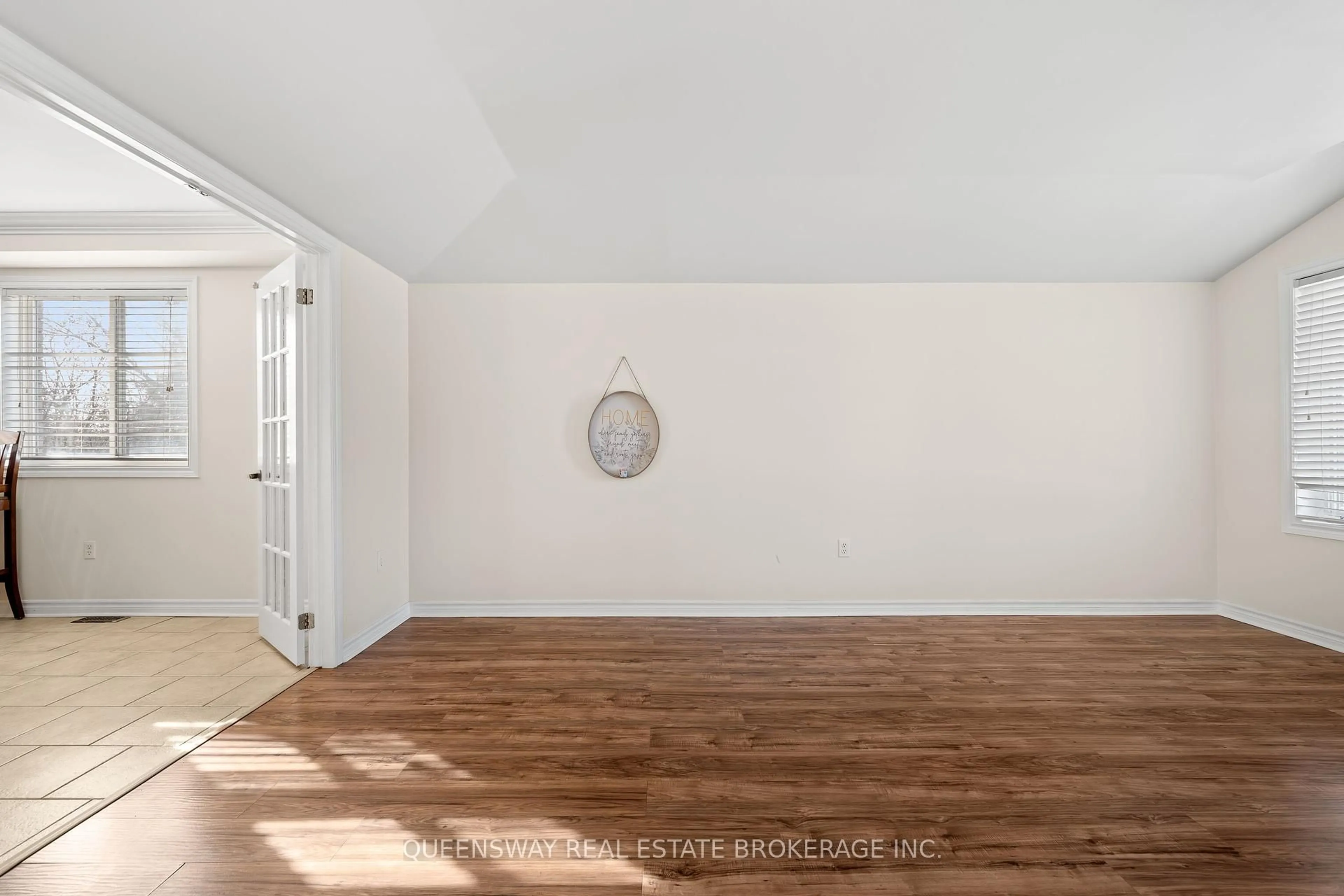 A pic of a room for 55 GOLDEN EAGLE Way, Barrie Ontario L4M 6P8