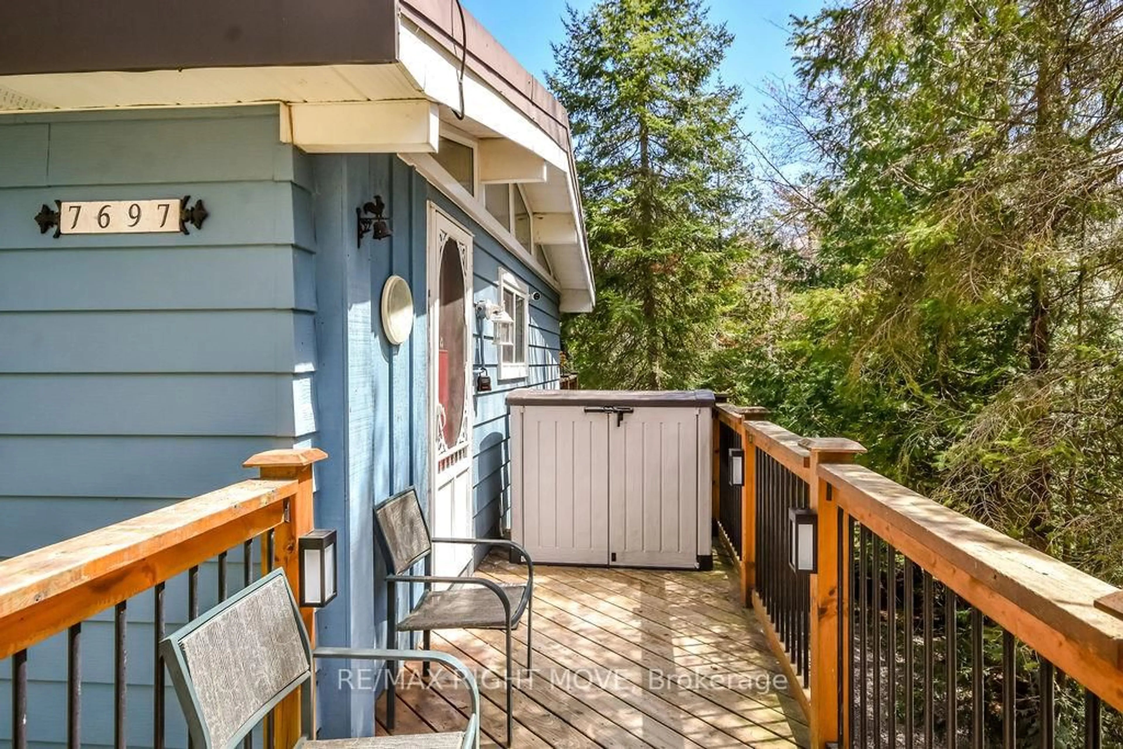 Patio, unknown for 7697 West River Rd, Ramara Ontario L0K 2B0