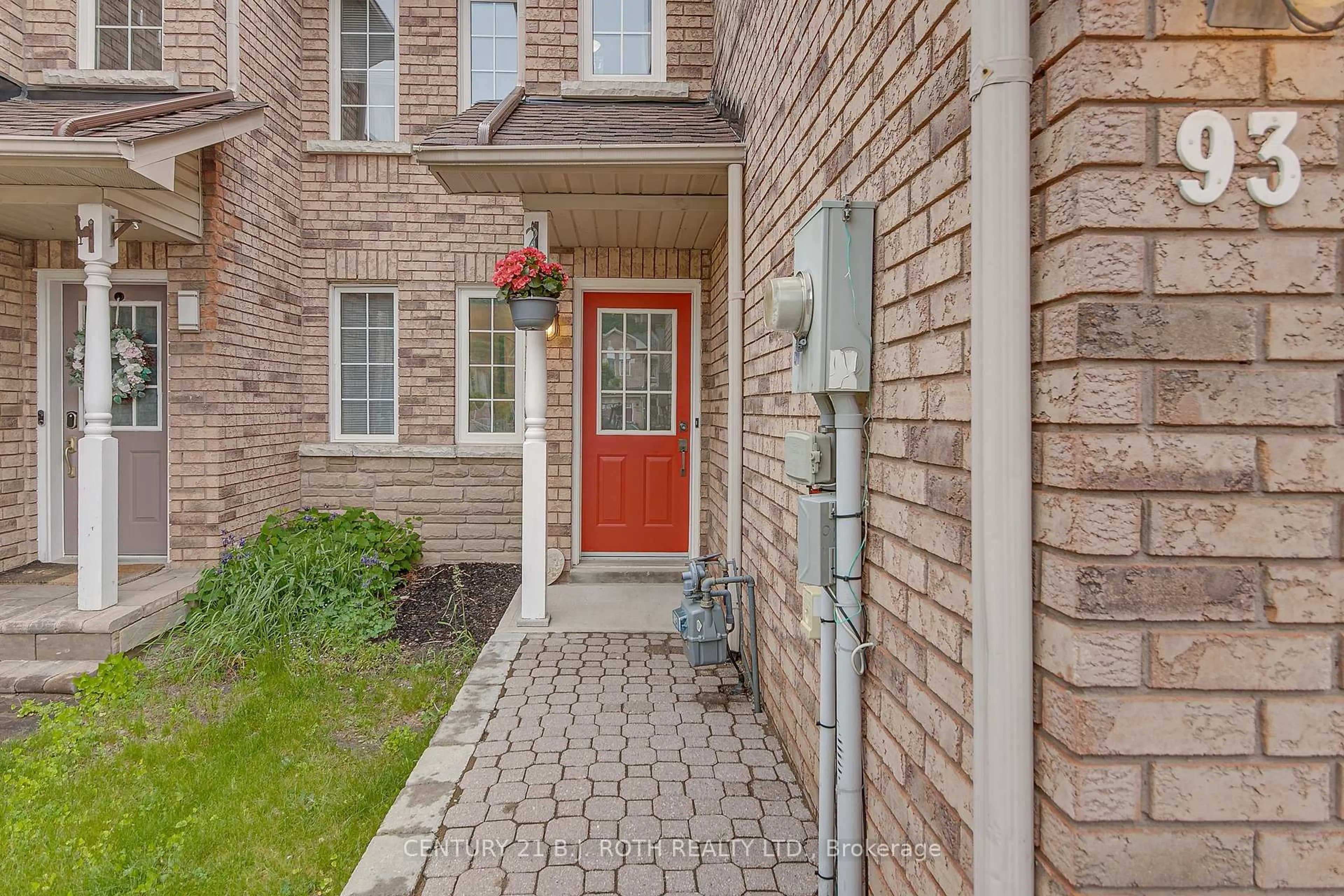 Unknown for 93 Hawthorne Cres, Barrie Ontario L4N 9Y8