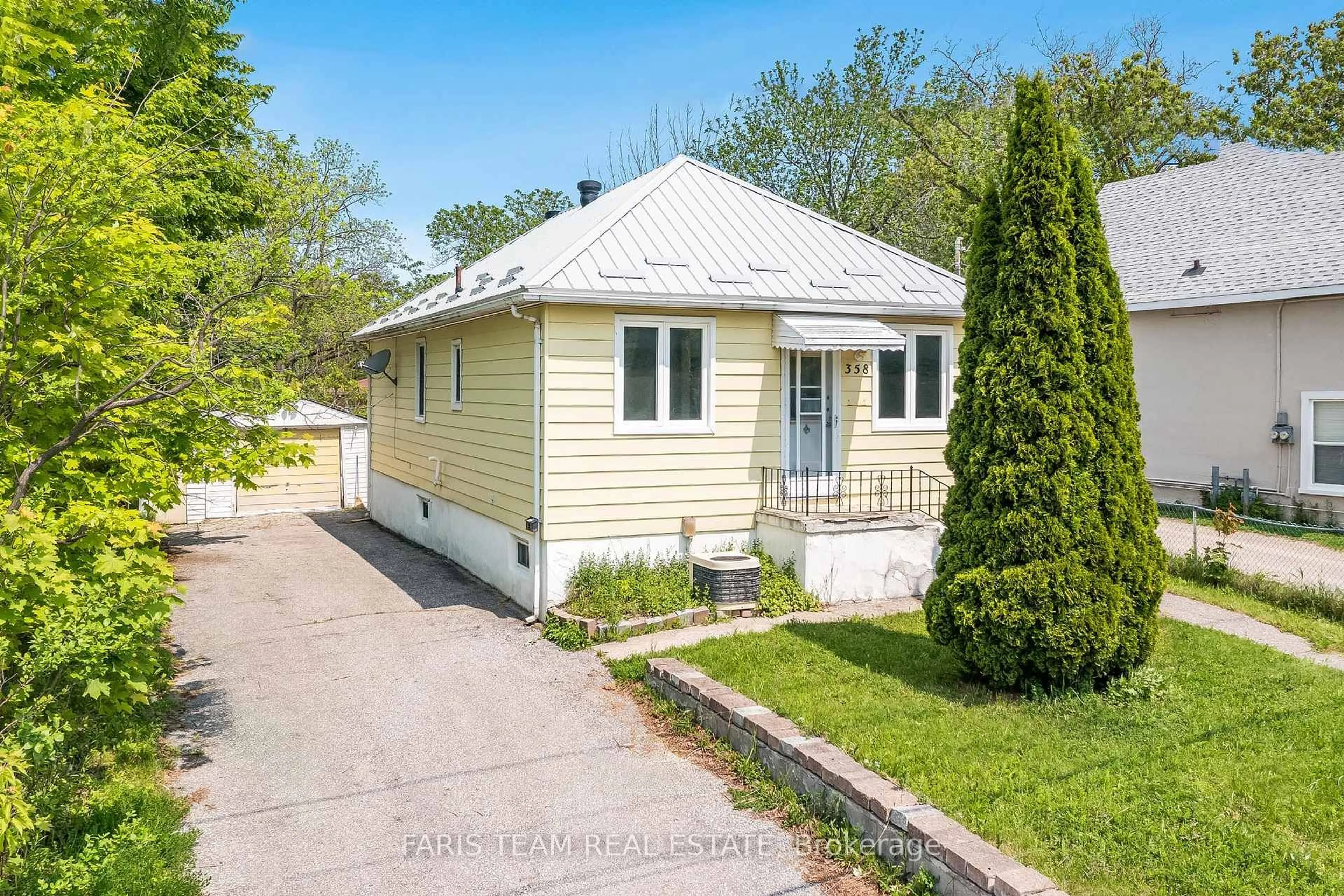 Unknown for 358 Bay St, Midland Ontario L4R 1K2