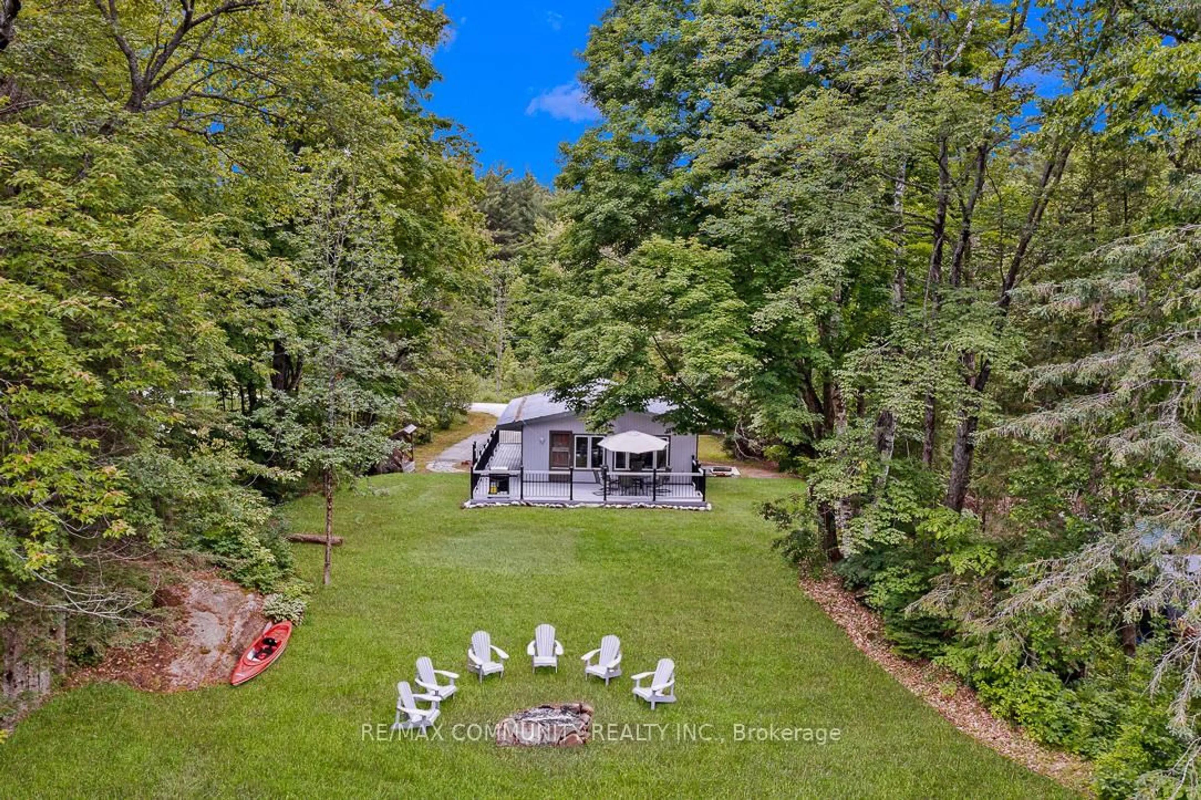 A pic from outside/outdoor area/front of a property/back of a property/a pic from drone, water/lake/river/ocean view for 6605 Pioneer Village Lane, Ramara Ontario L0K 1W0