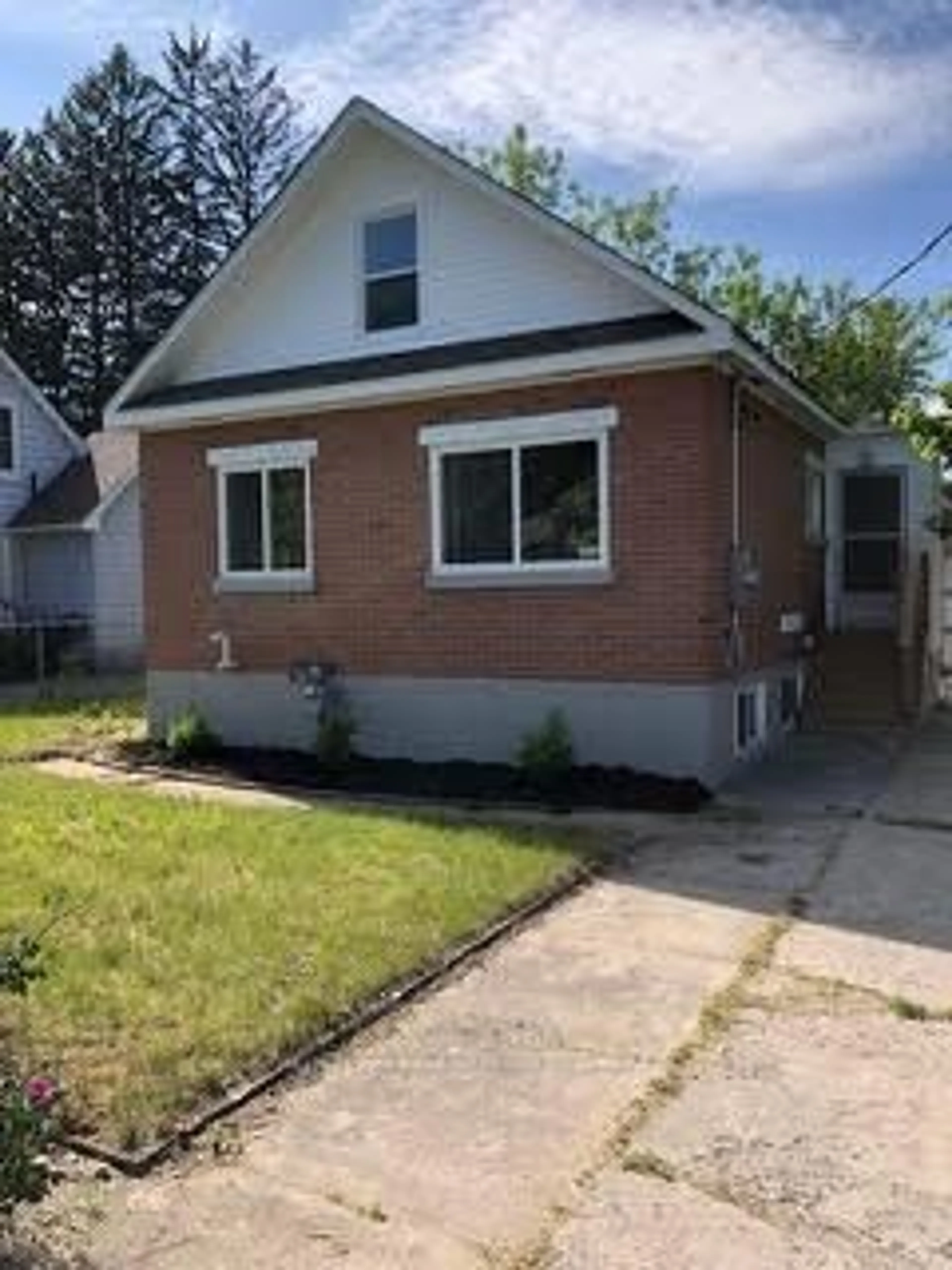 Home with brick exterior material, street for 12 Dufferin St #1, 2, C, Barrie Ontario L4N 2J7