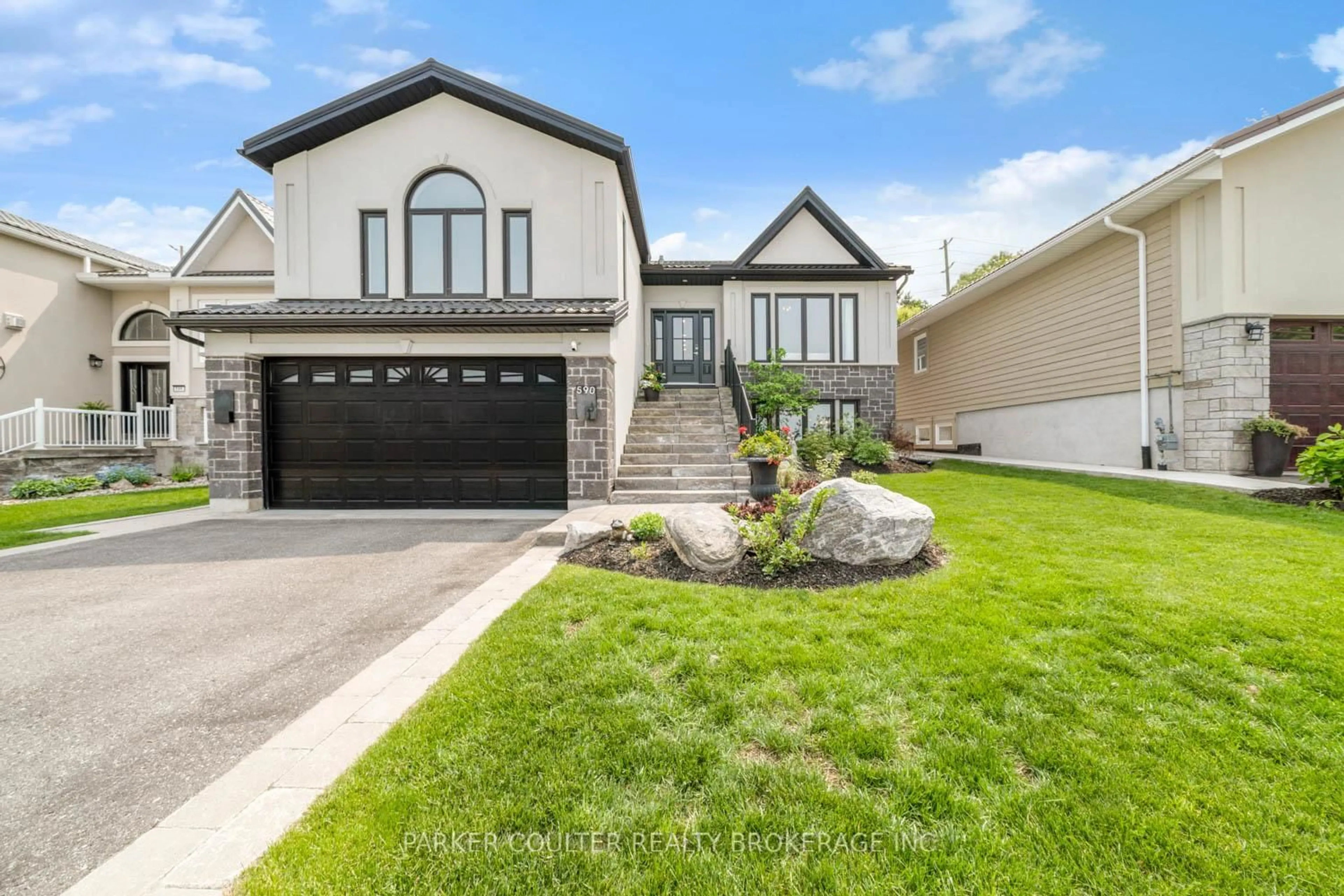 Home with brick exterior material, street for 590 Taylor Dr, Midland Ontario L4R 0E2