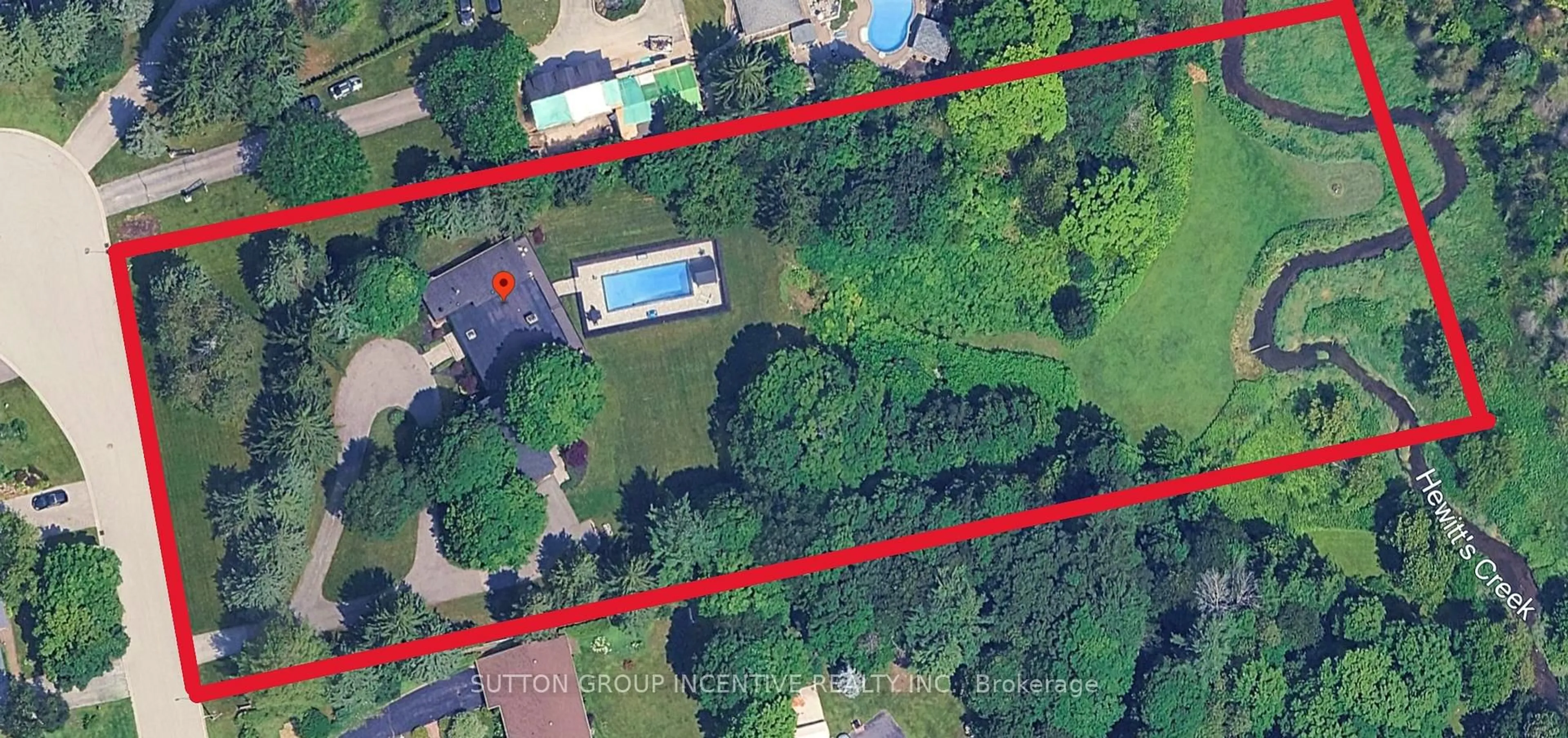 A pic from outside/outdoor area/front of a property/back of a property/a pic from drone, street for 214 Hickory Lane, Barrie Ontario L4N 4J8